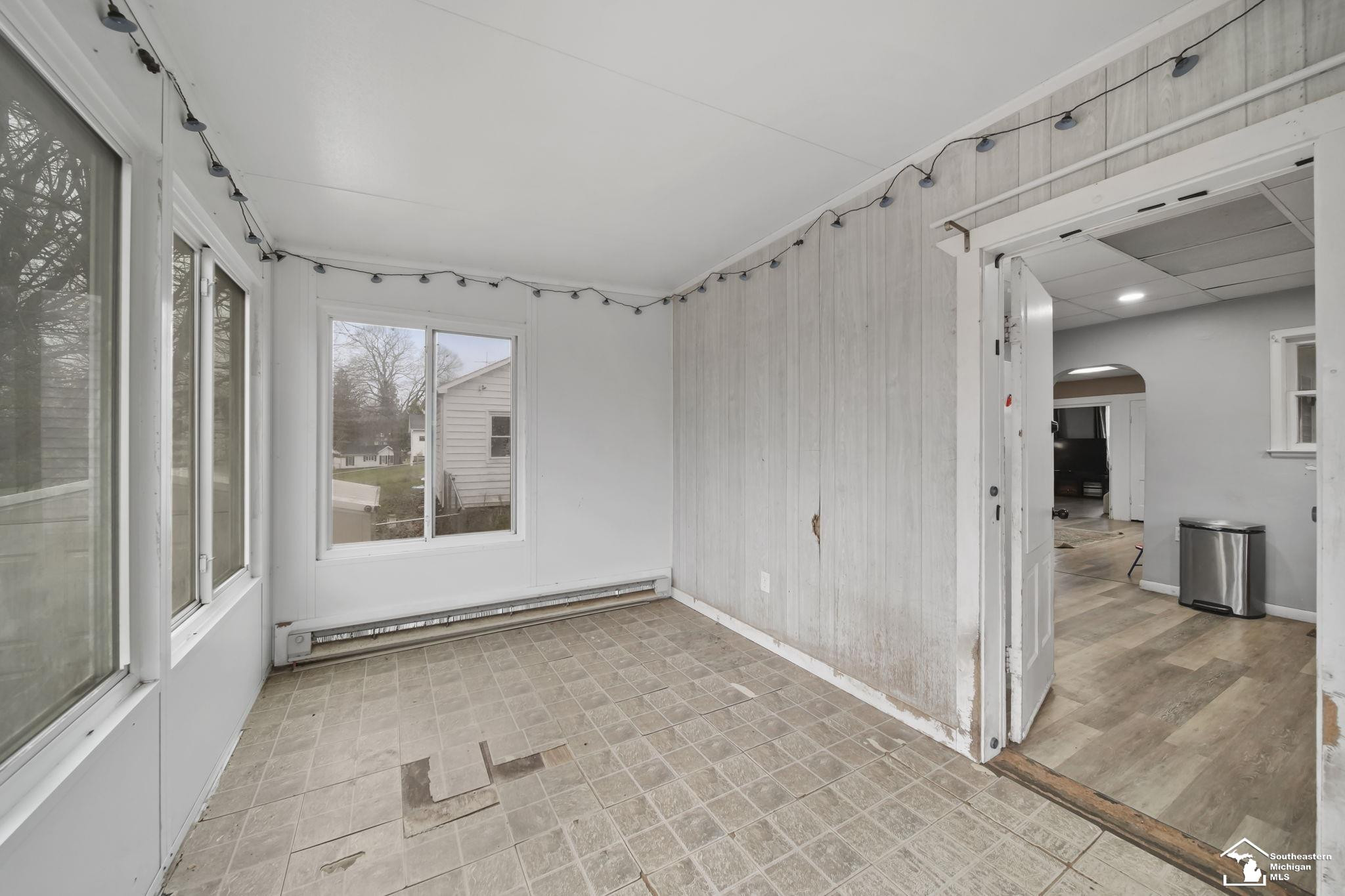 1083 Seneca Street, Adrian, MI 49221 — Photo 19