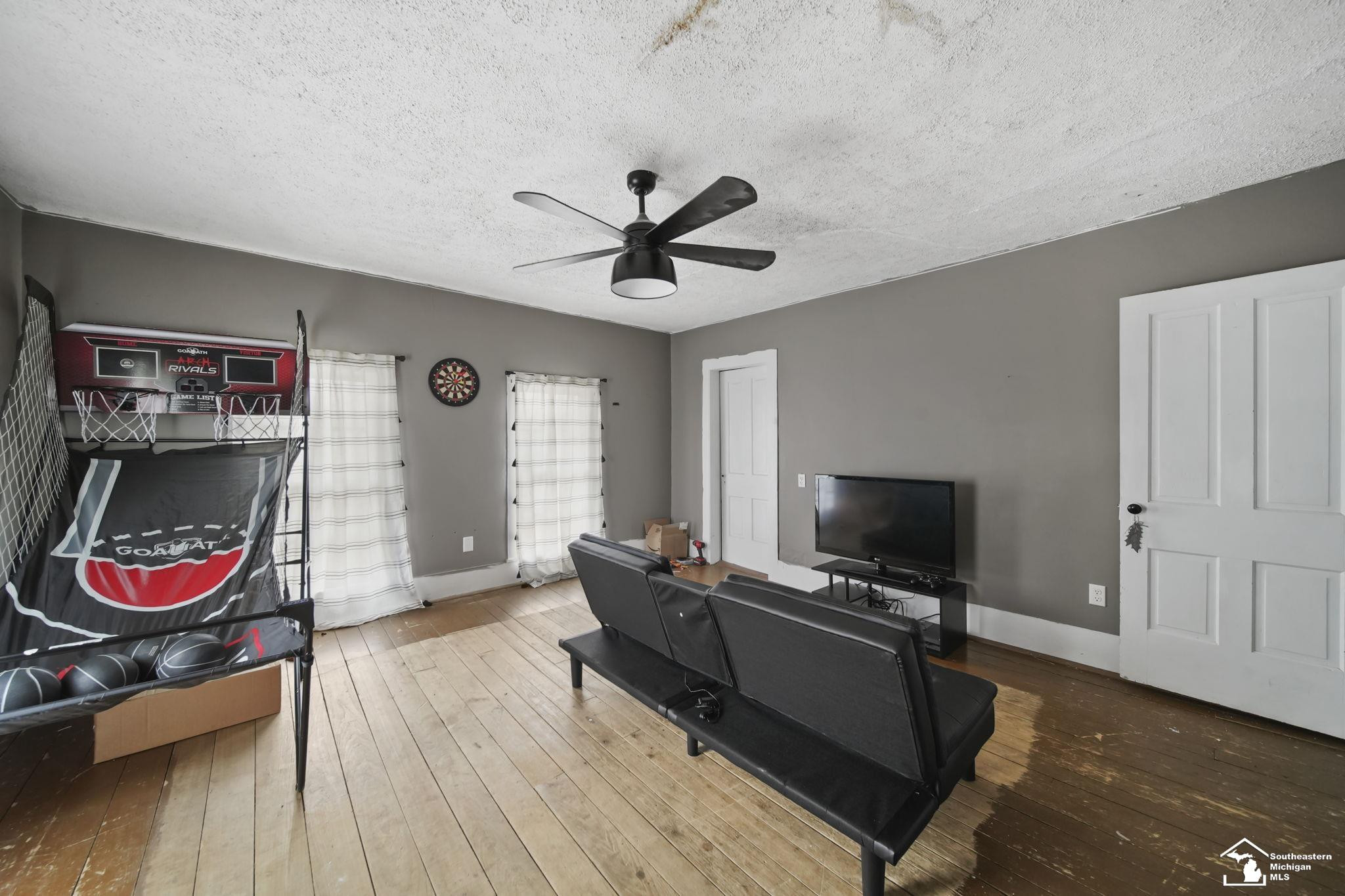 1083 Seneca Street, Adrian, MI 49221 — Photo 31