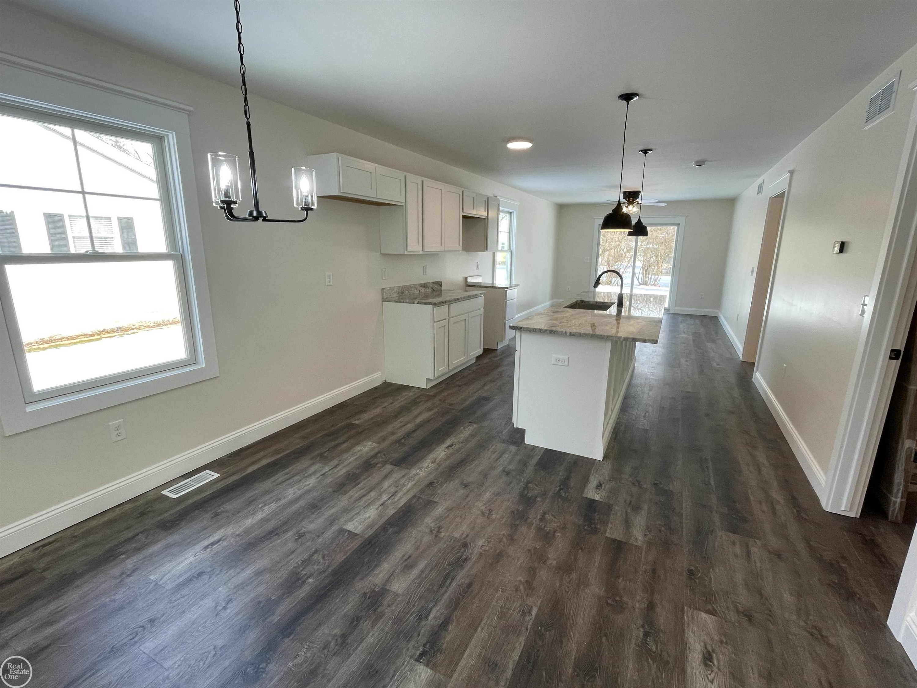 12 Stevenson Street, Croswell, MI 48422 — Photo 5