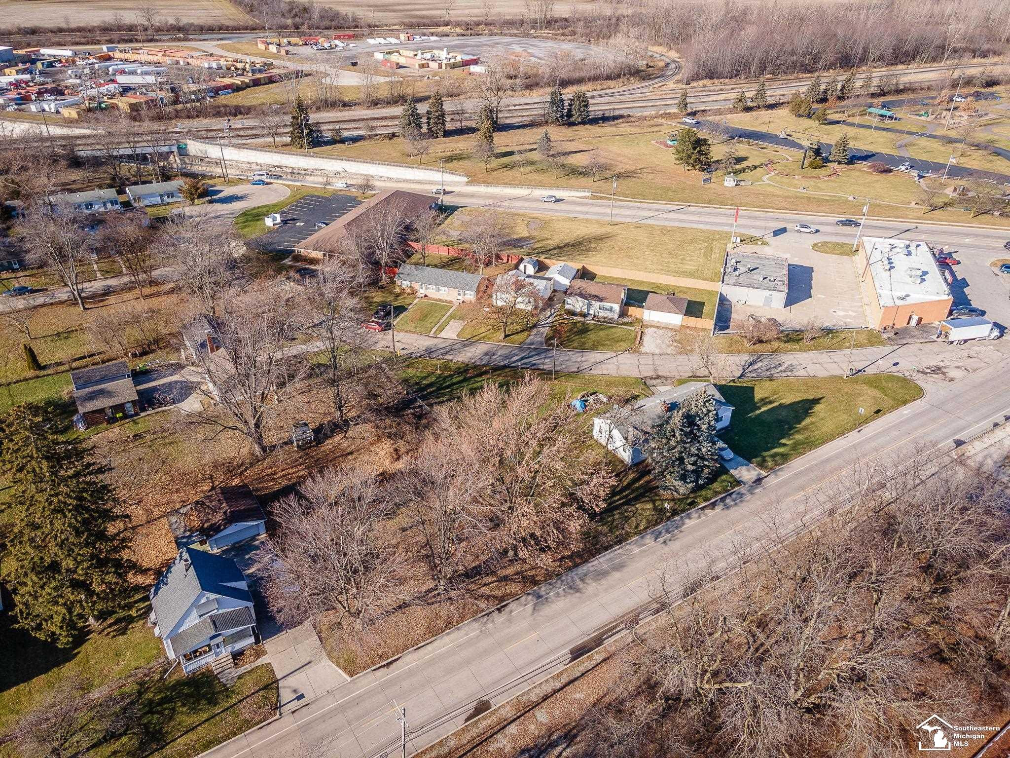 1041 Detroit Avenue, Monroe, MI 48162 — Photo 3
