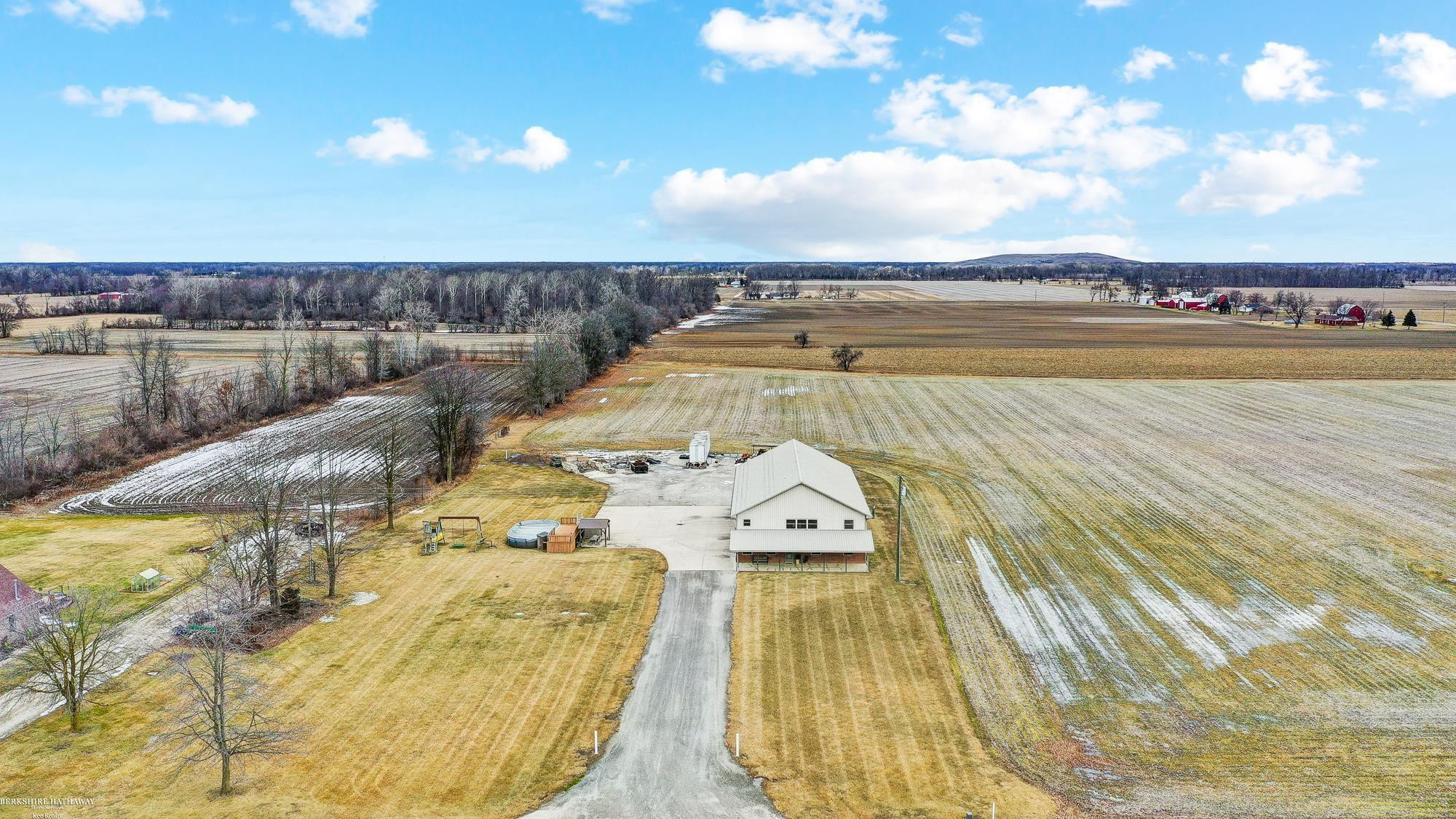4466 Scofield Carleton Road, Carleton, MI 48117 — front exterior