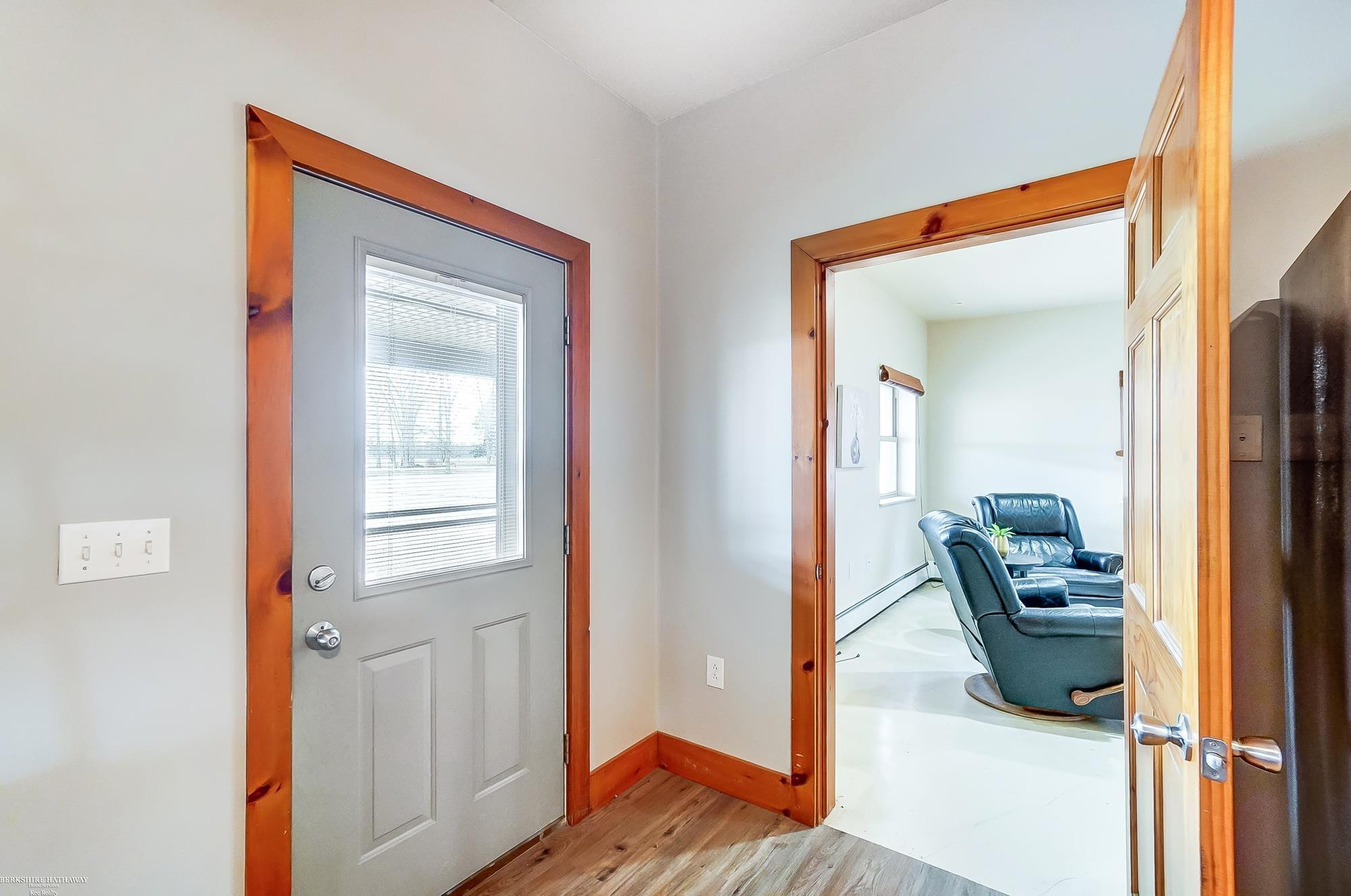 4466 Scofield Carleton Road, Carleton, MI 48117 — Photo 10