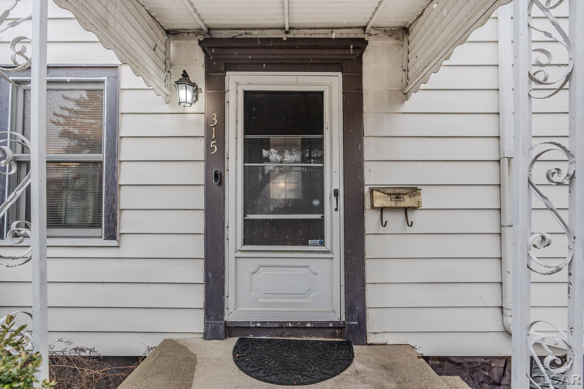 315 E Cross Street, Ypsilanti, MI 48198 — Photo 2