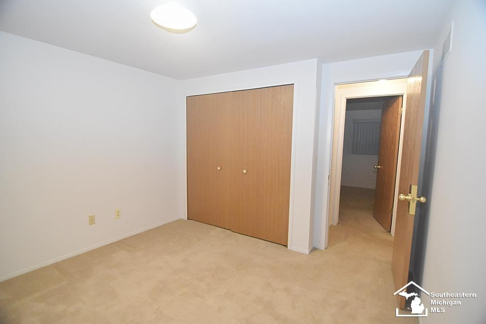 1398 Rue Willette, Ypsilanti, MI 48198 — Photo 23