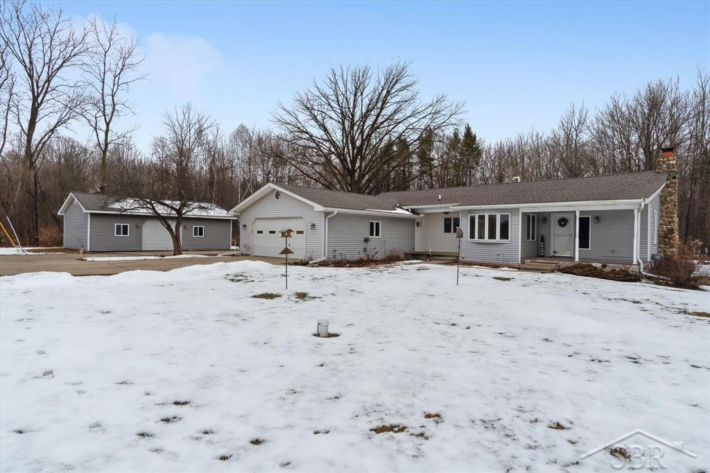100 Hickson Drive, Merrill, MI 48637 — Photo 4