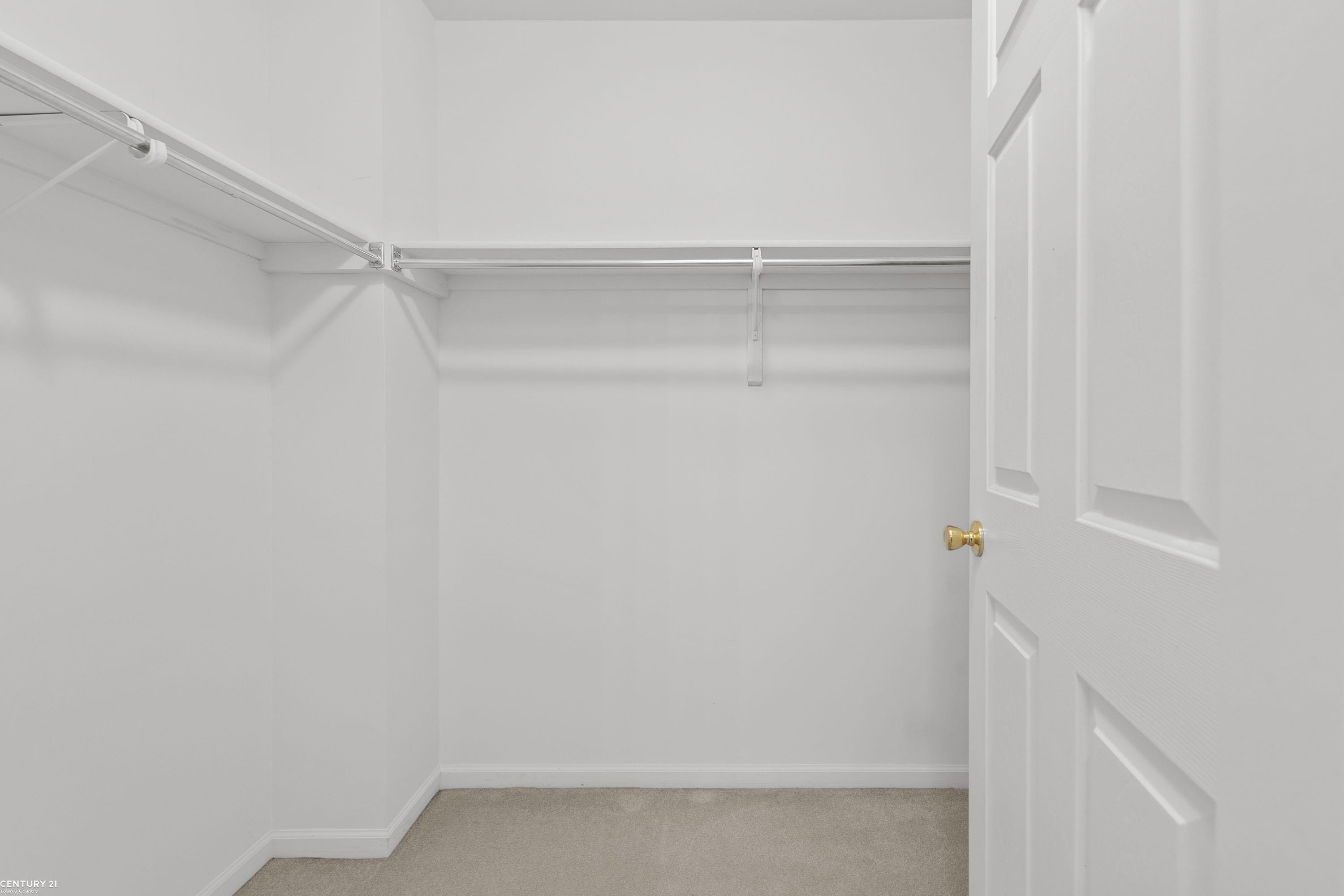 40201 Riverbend Drive, Sterling Heights, MI 48310 — Photo 15
