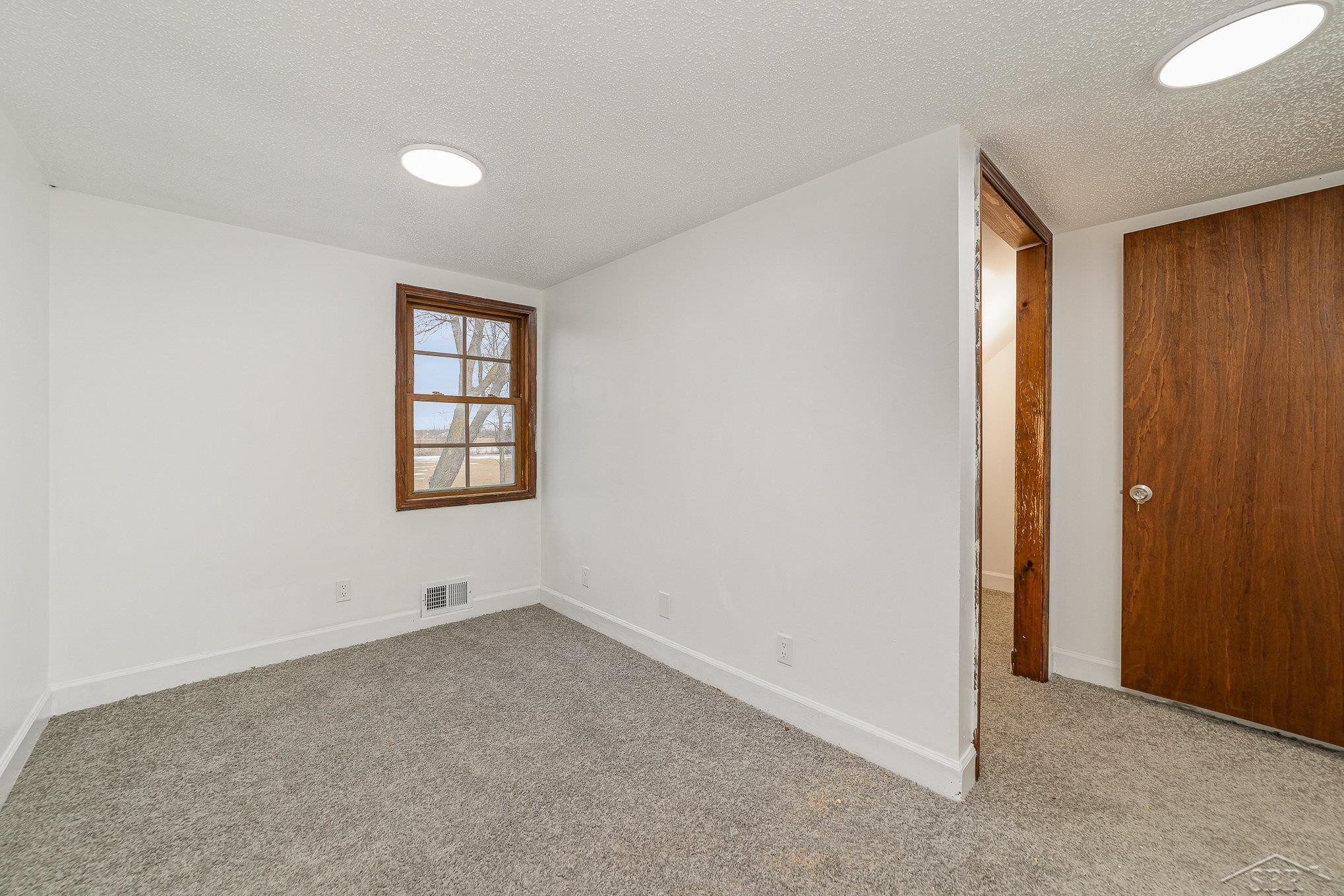 12305 Dixie Highway, Birch Run, MI 48415 — Photo 13