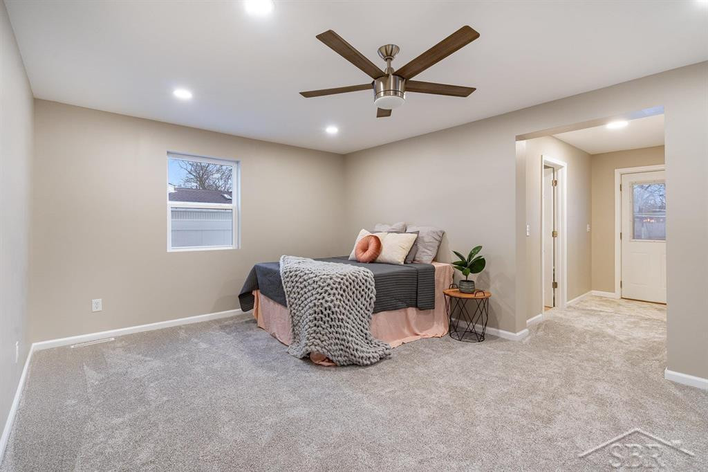 308 N Auburn Road, Auburn, MI 48611 — Photo 15