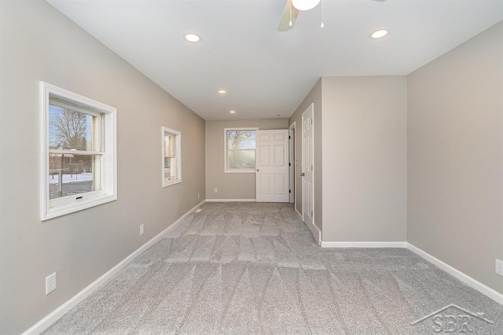 308 N Auburn Road, Auburn, MI 48611 — Photo 23