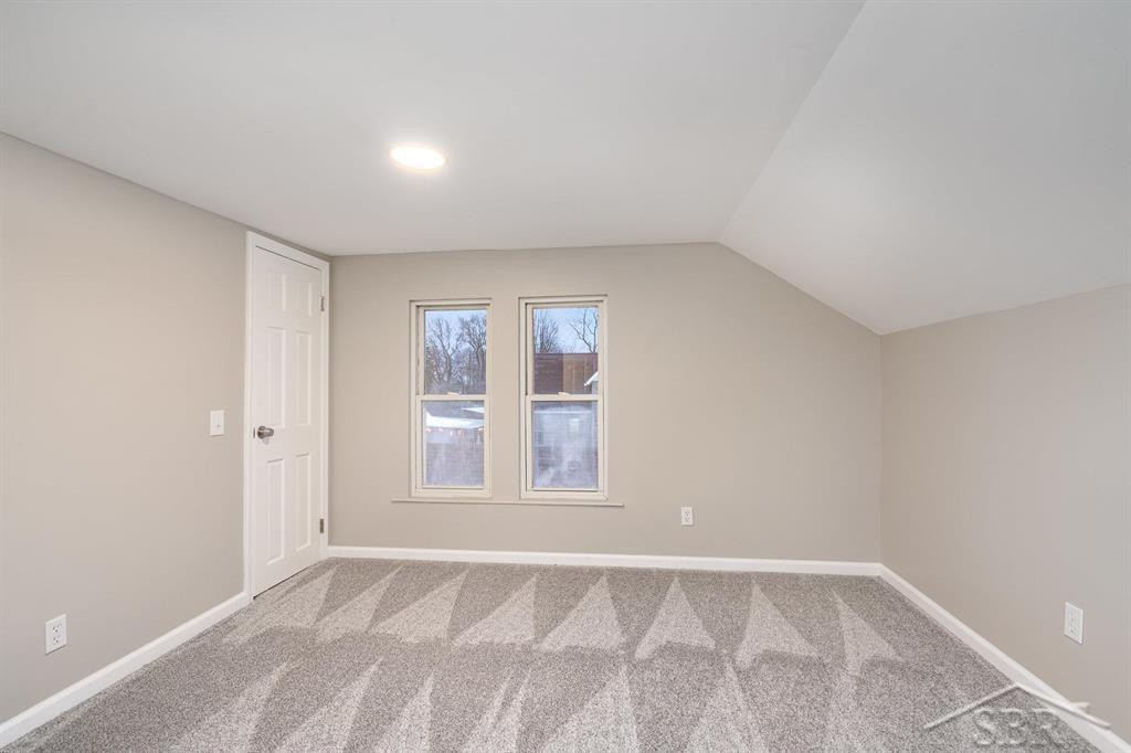 308 N Auburn Road, Auburn, MI 48611 — Photo 27