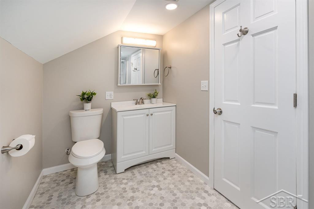 308 N Auburn Road, Auburn, MI 48611 — Photo 28