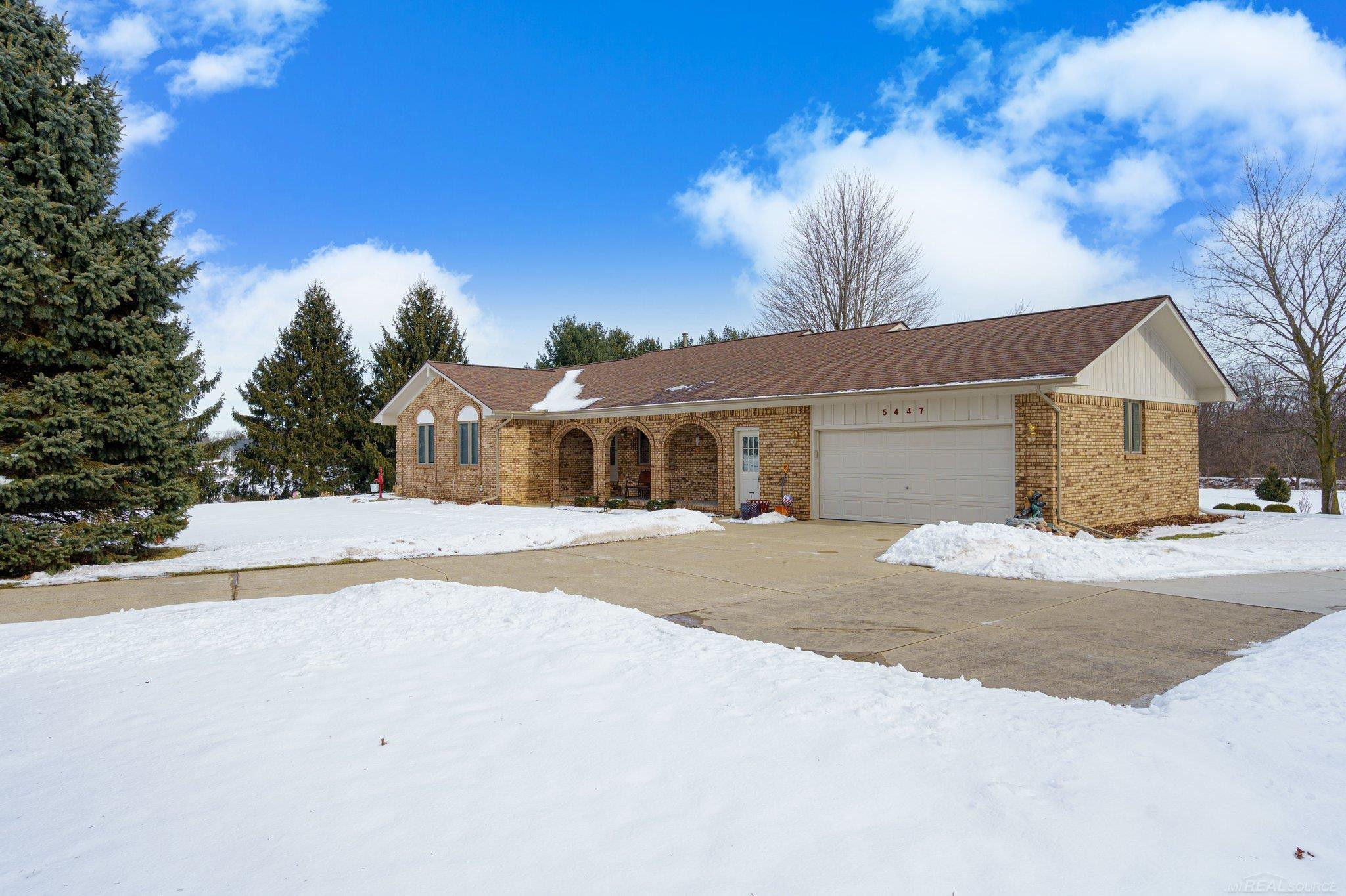 5447 Victorian Meadows Road, Dryden, MI 48428 — front exterior