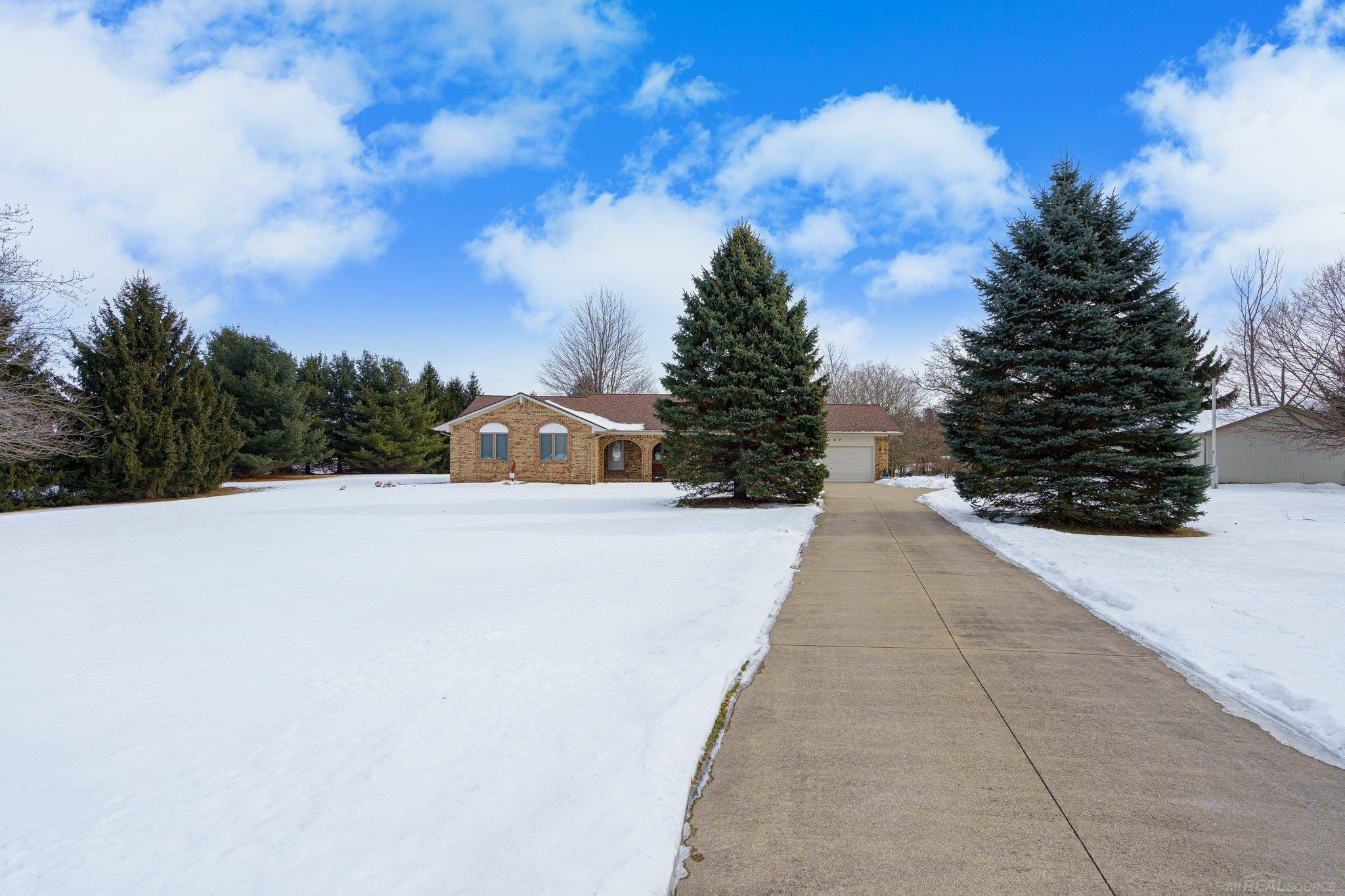 5447 Victorian Meadows Road, Dryden, MI 48428 — Photo 4