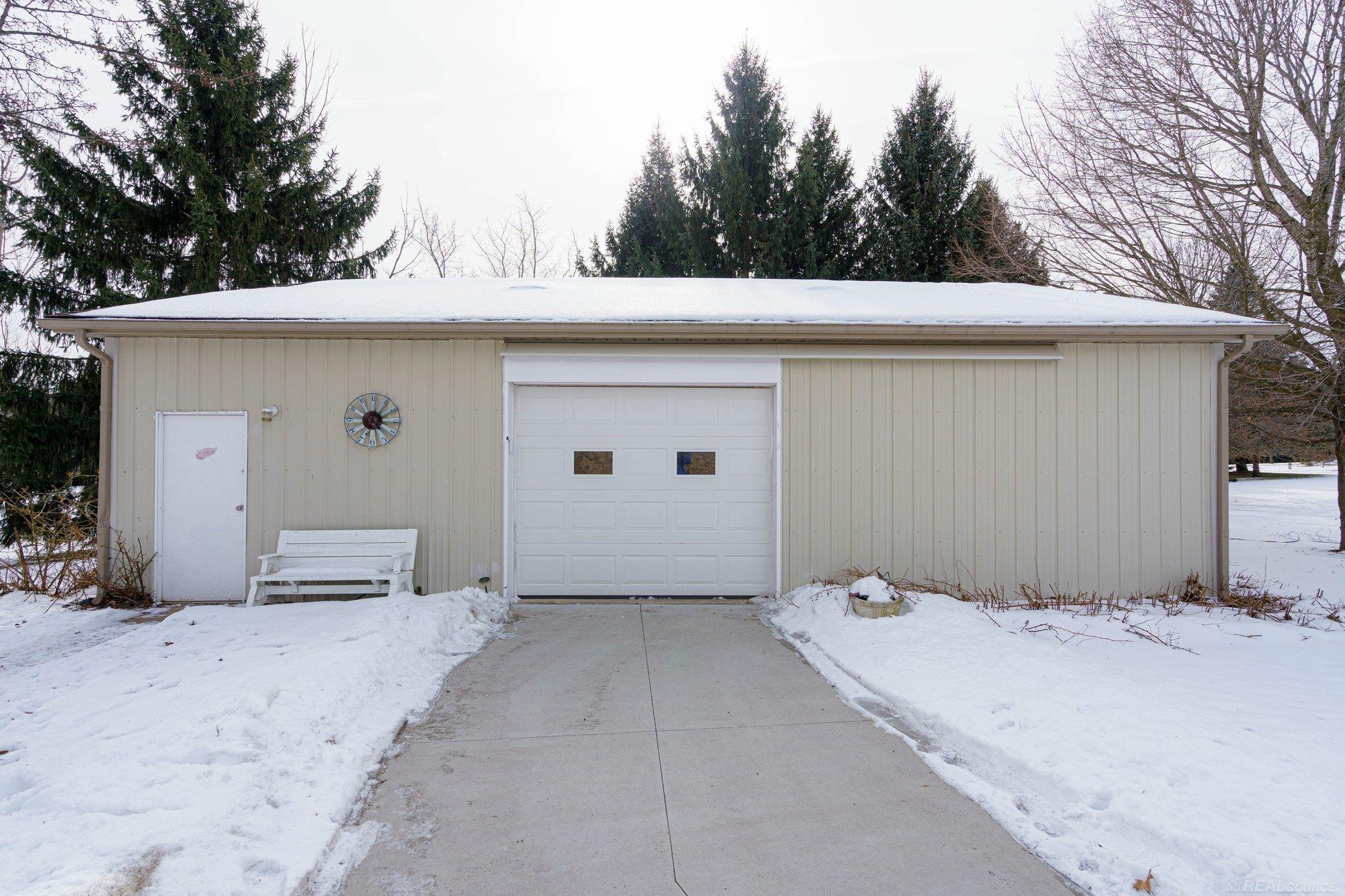 5447 Victorian Meadows Road, Dryden, MI 48428 — Photo 12