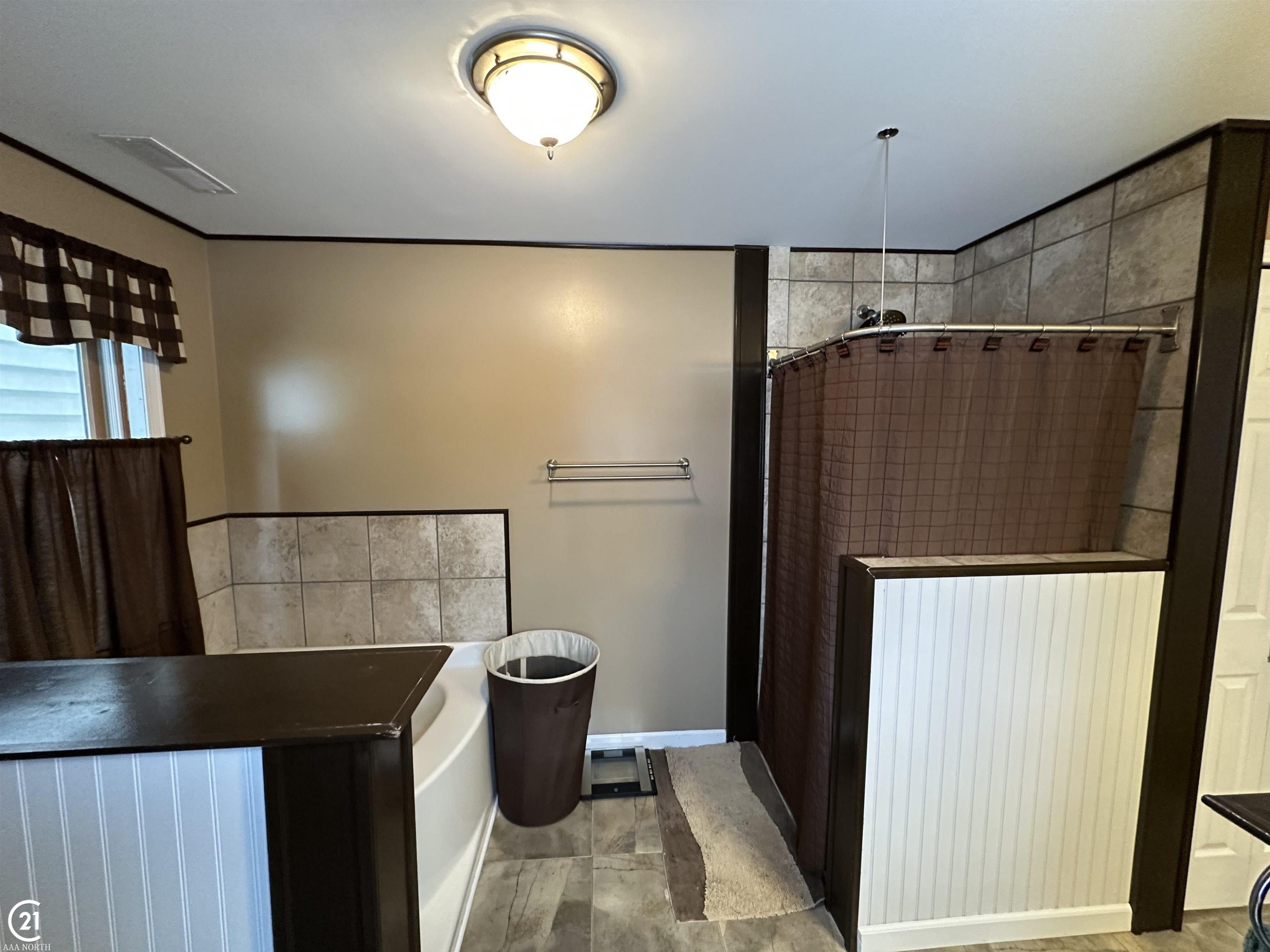 5495 Burton Road, MI 48014 — Photo 12