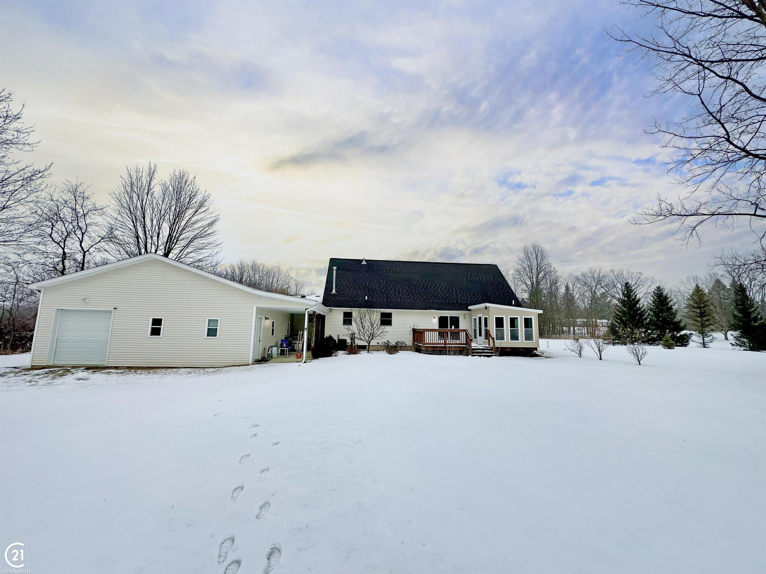 5495 Burton Road, MI 48014 — Photo 35