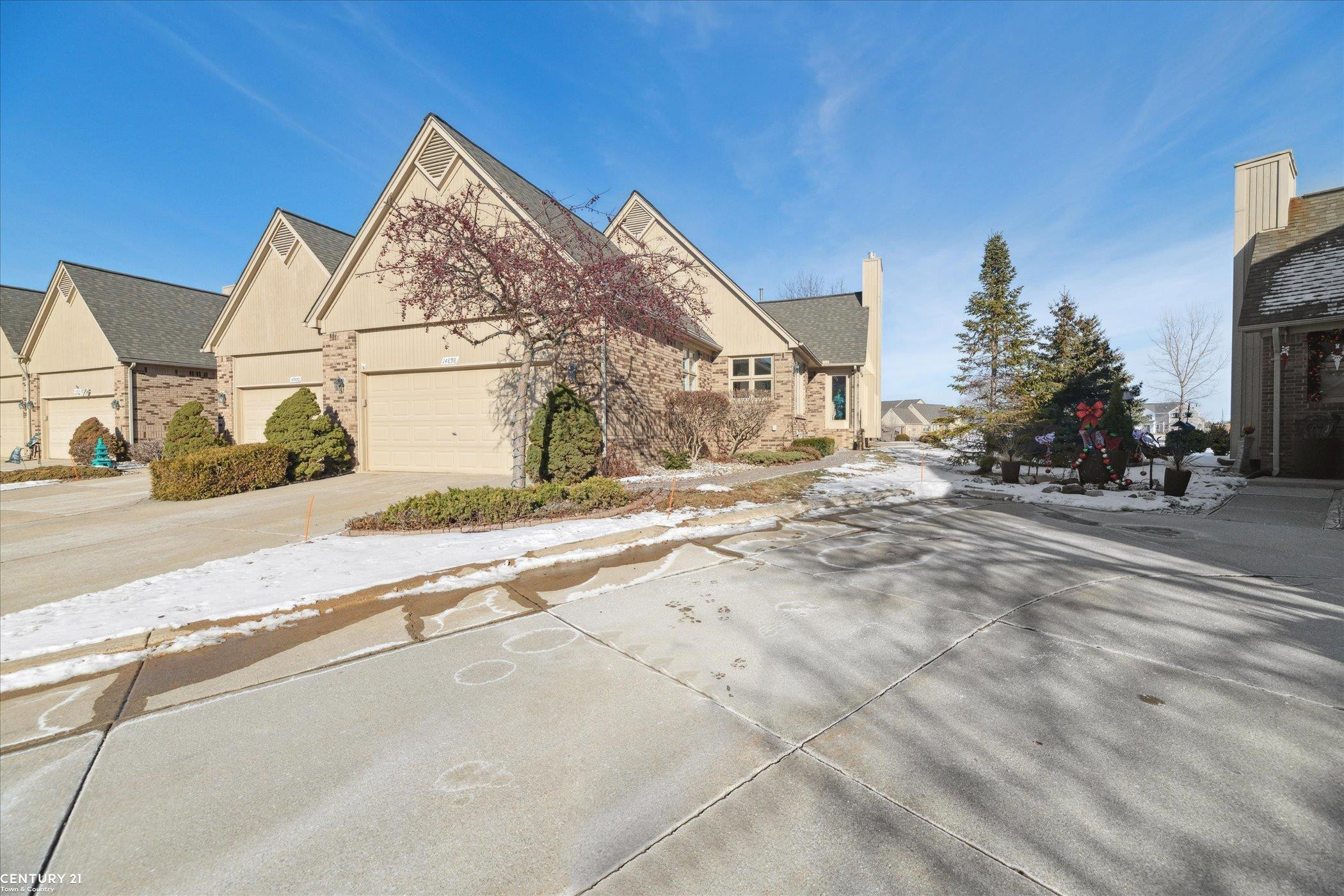 14898 Stoney Brook Drive, Shelby Twp, MI 48315 — Photo 5