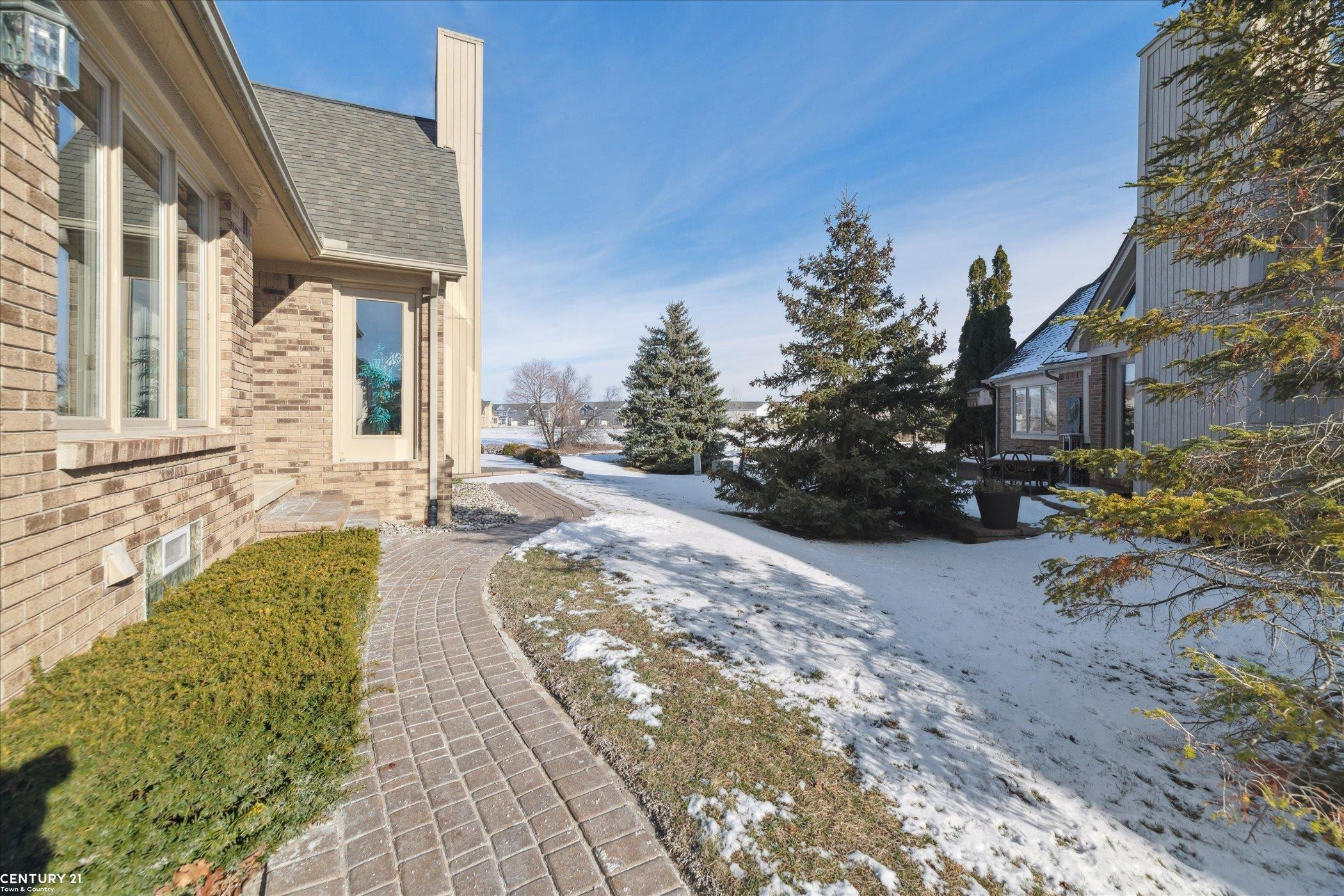 14898 Stoney Brook Drive, Shelby Twp, MI 48315 — Photo 7