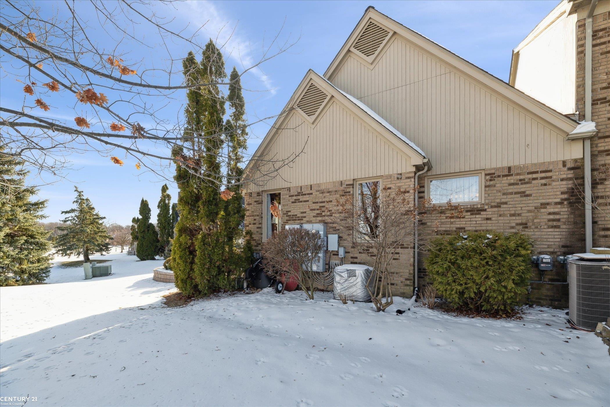 14898 Stoney Brook Drive, Shelby Twp, MI 48315 — Photo 49