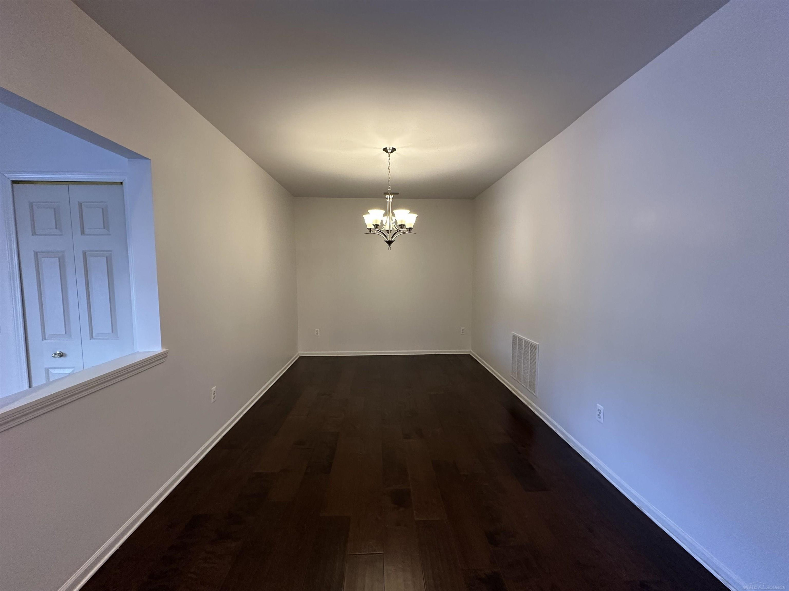 5638 Acorn Lane, Sterling Heights, MI 48314 — Photo 8
