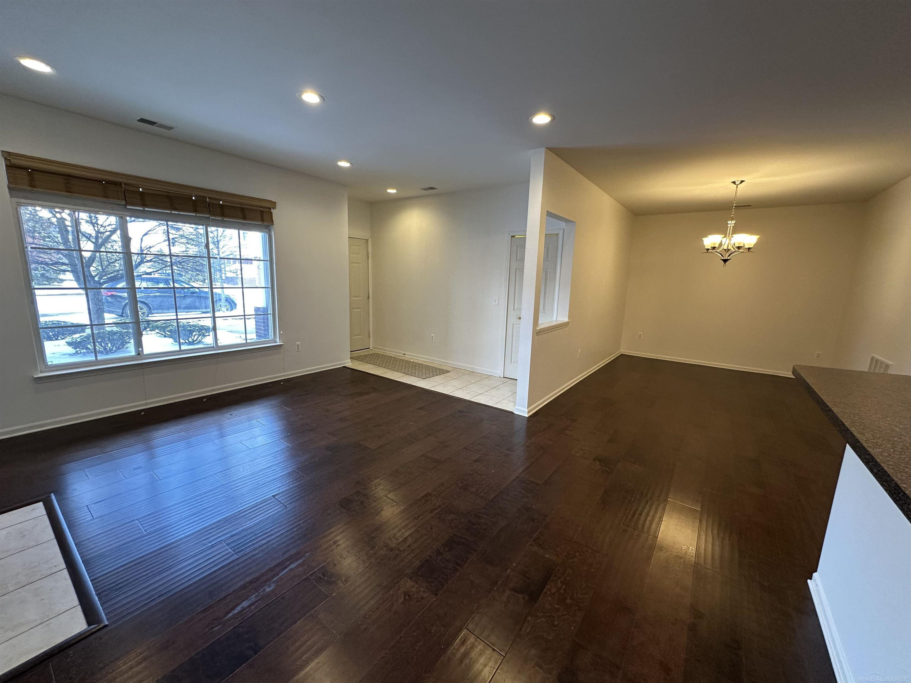 5638 Acorn Lane, Sterling Heights, MI 48314 — Photo 22