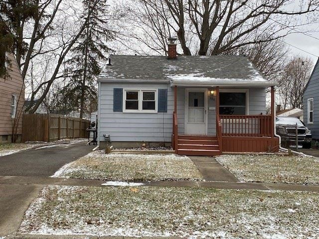 960 Salisbury Avenue, Flint, MI 48532 — front exterior