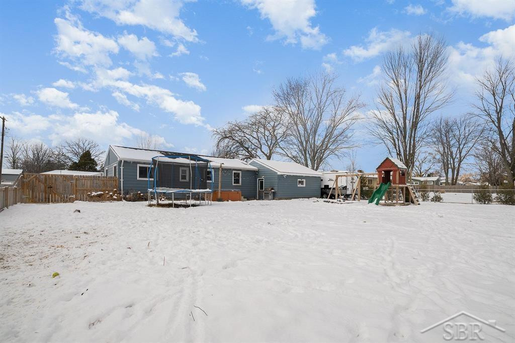 309 Southlawn Drive, Auburn, MI 48611 — Photo 22