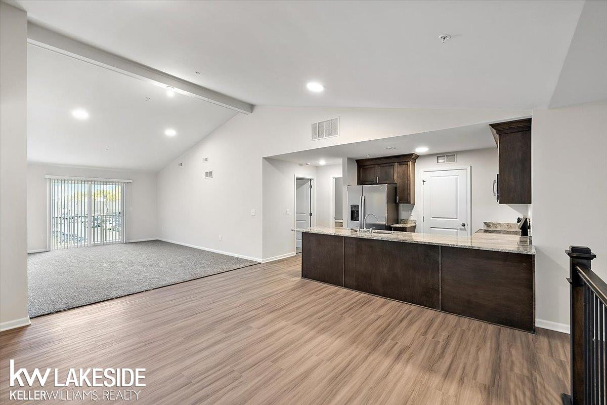 8304 Heywood Circle, Sterling Heights, MI 48312 — Photo 11