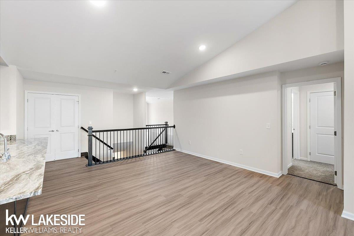 8304 Heywood Circle, Sterling Heights, MI 48312 — Photo 13