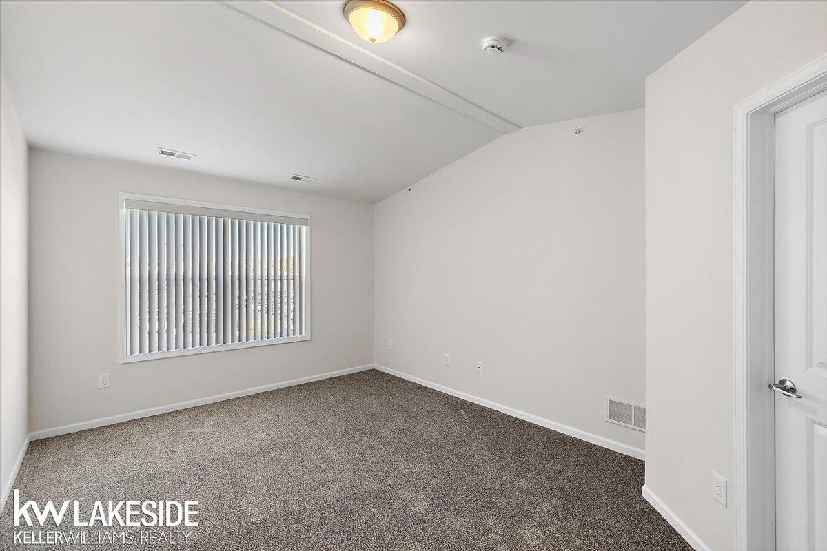 8304 Heywood Circle, Sterling Heights, MI 48312 — Photo 28