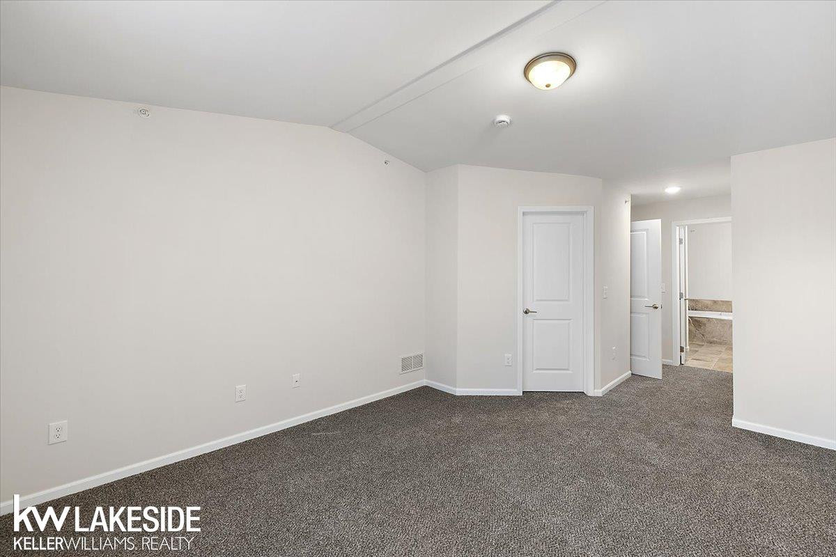 8304 Heywood Circle, Sterling Heights, MI 48312 — Photo 29