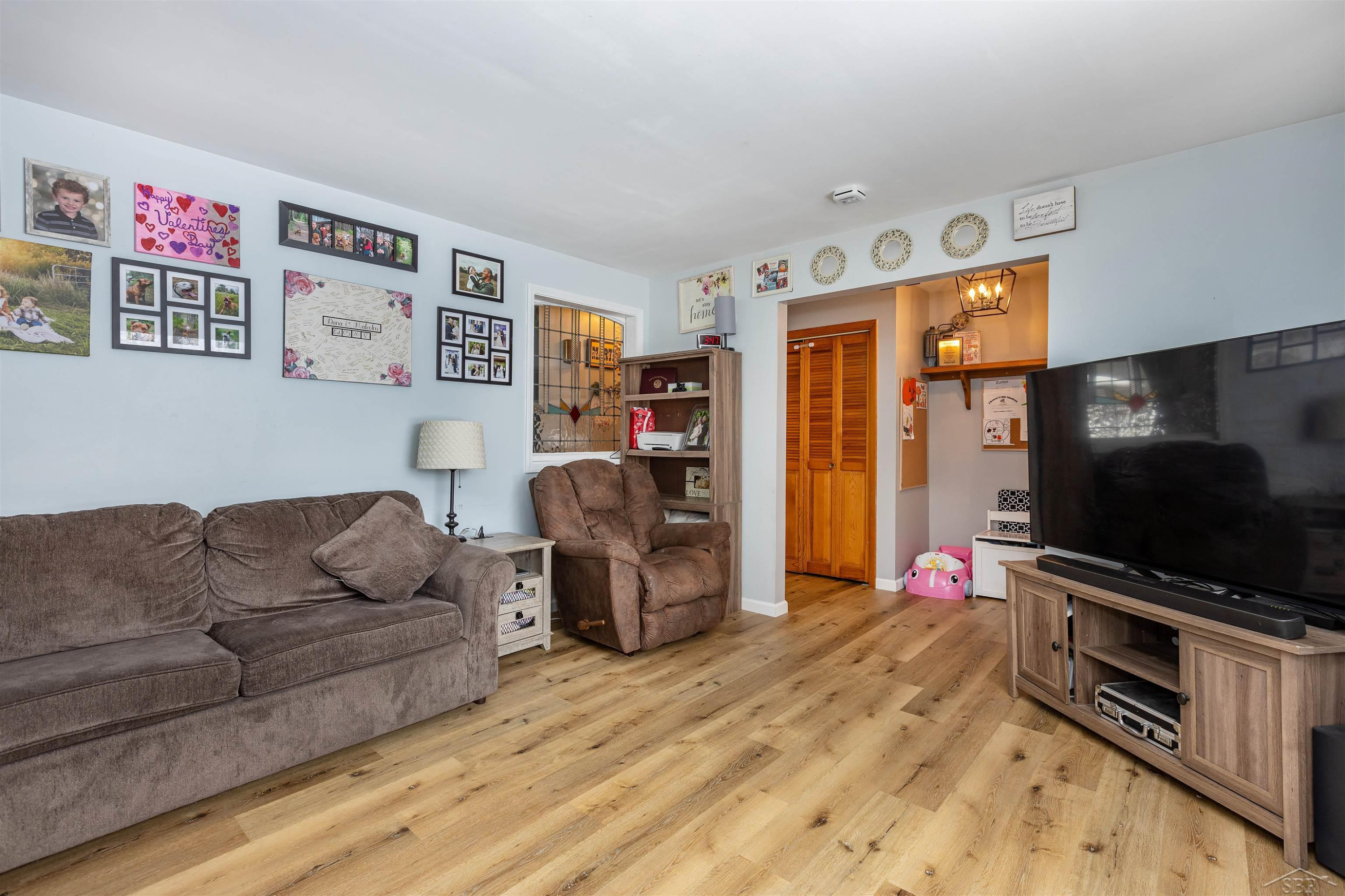 675 Point Drive, Clare, MI 48617 — Photo 8