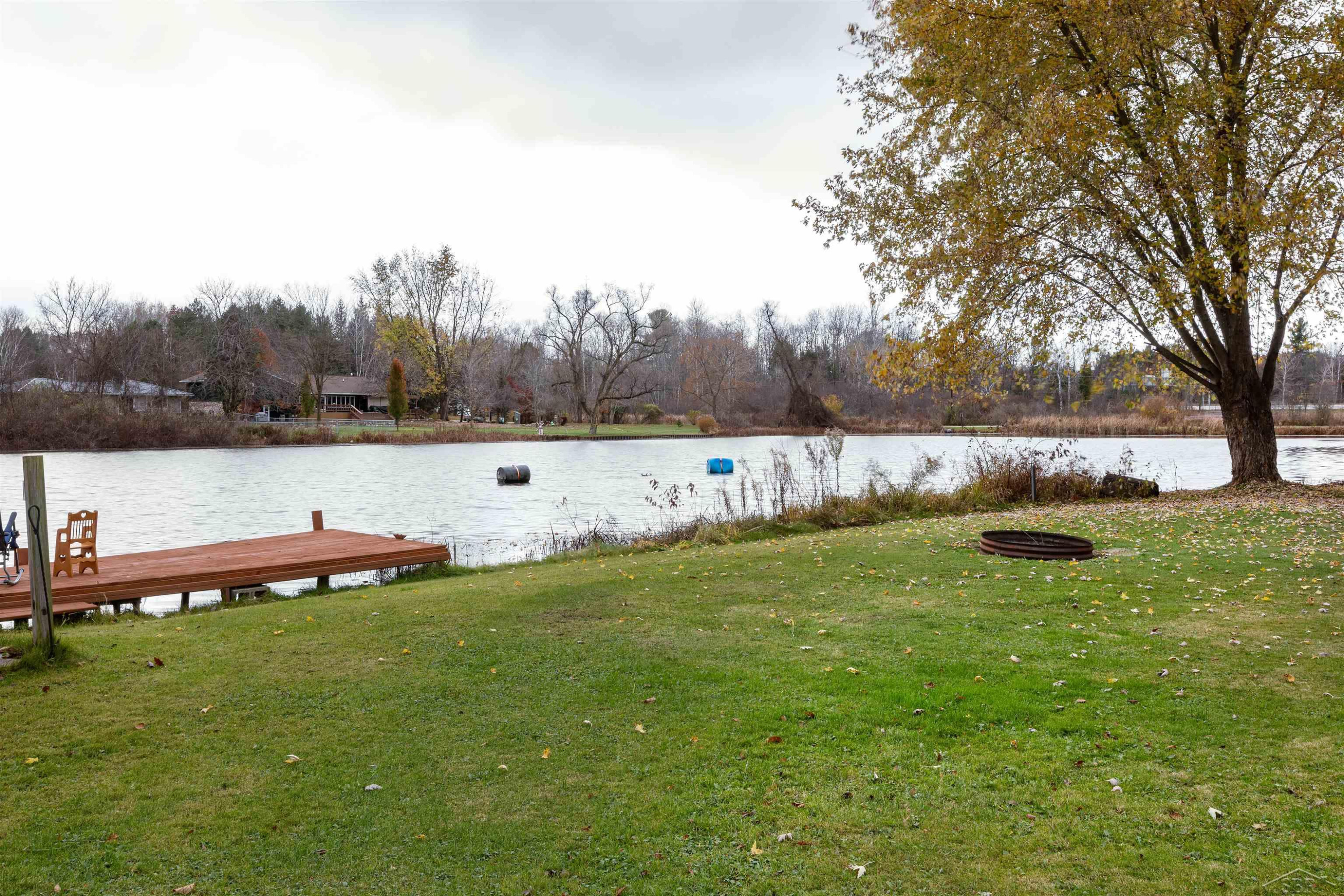 675 Point Drive, Clare, MI 48617 — Photo 36