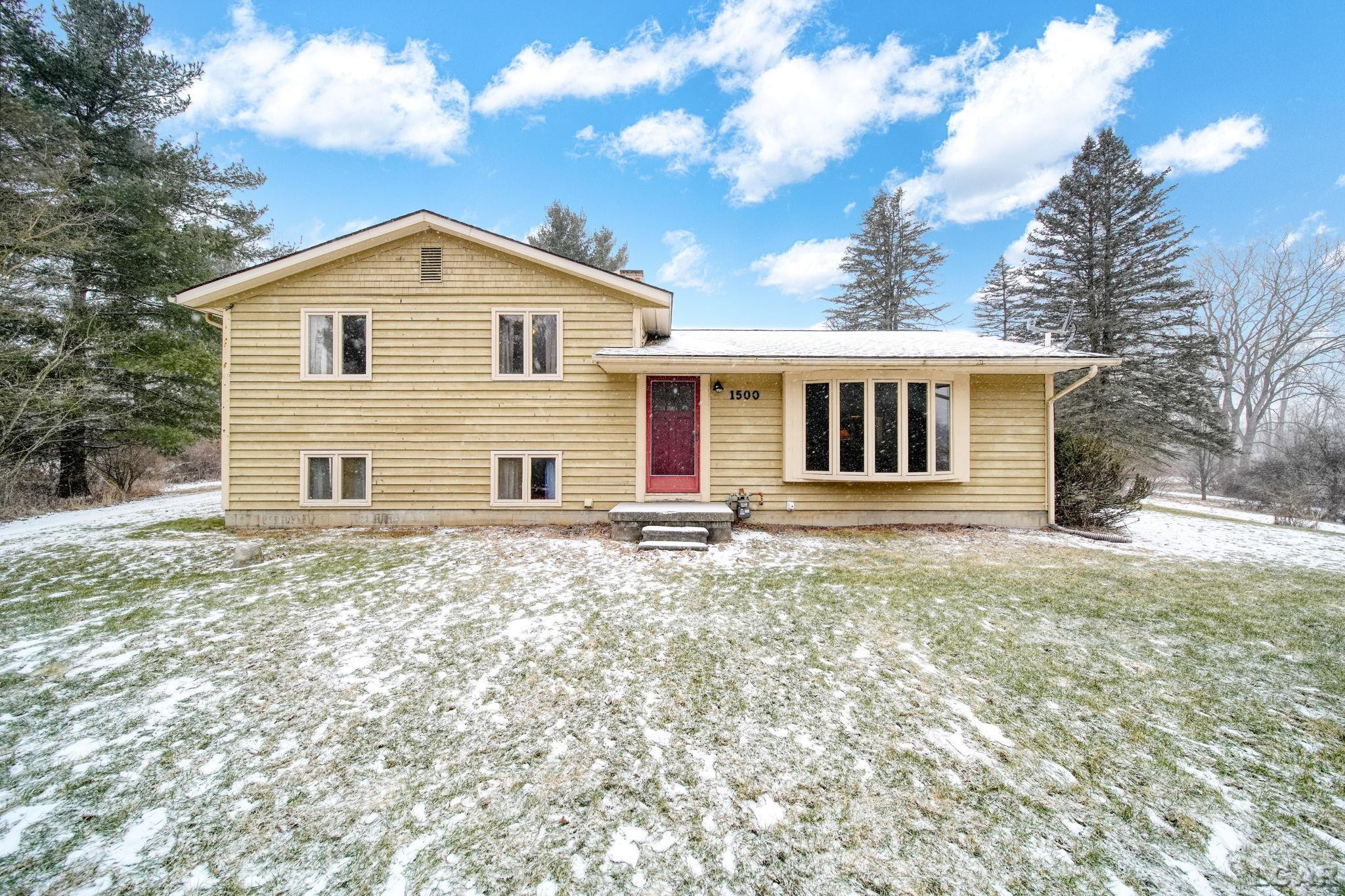 1500 Sylvan Road, Chelsea, MI 48118 — Photo 3