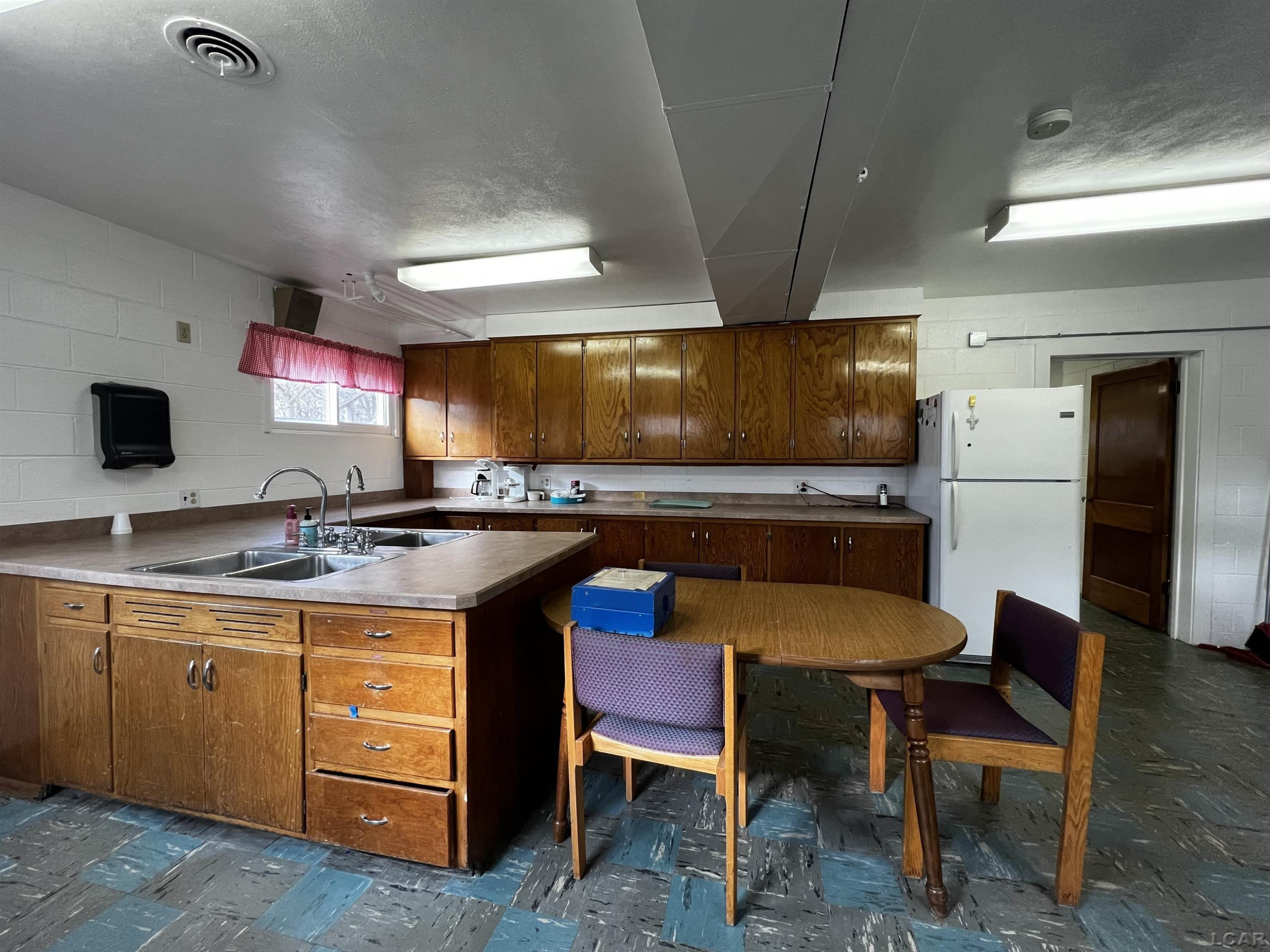 2029 Manhattan Street, Erie, MI — Photo 25
