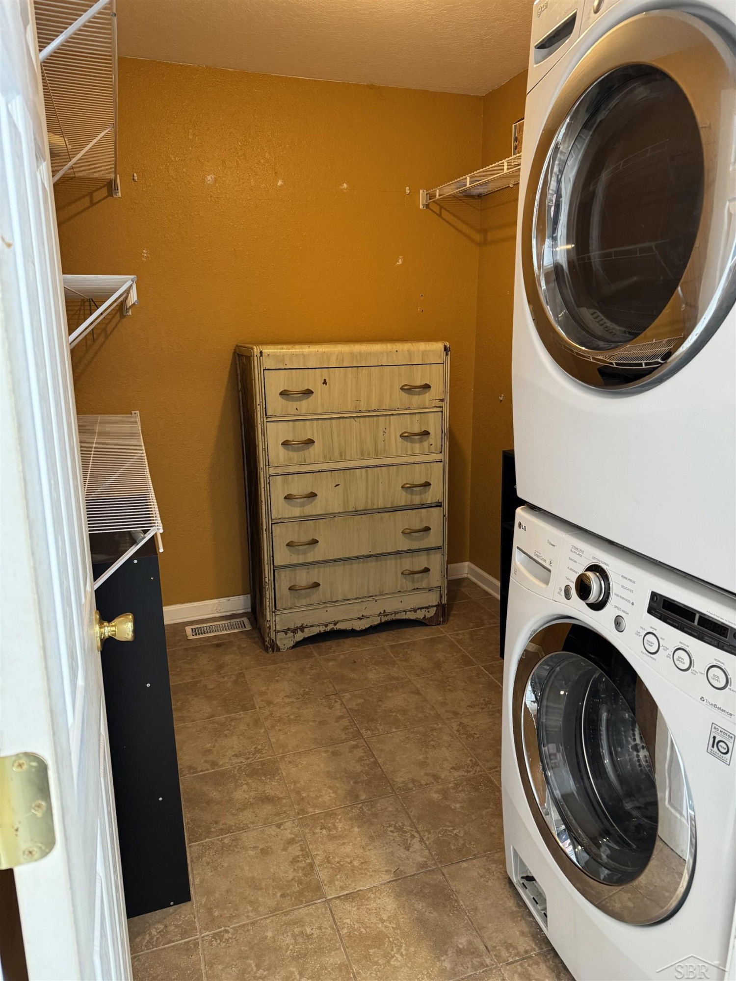 121 S IRVING Street, Saint Charles, MI 48655 — Photo 13