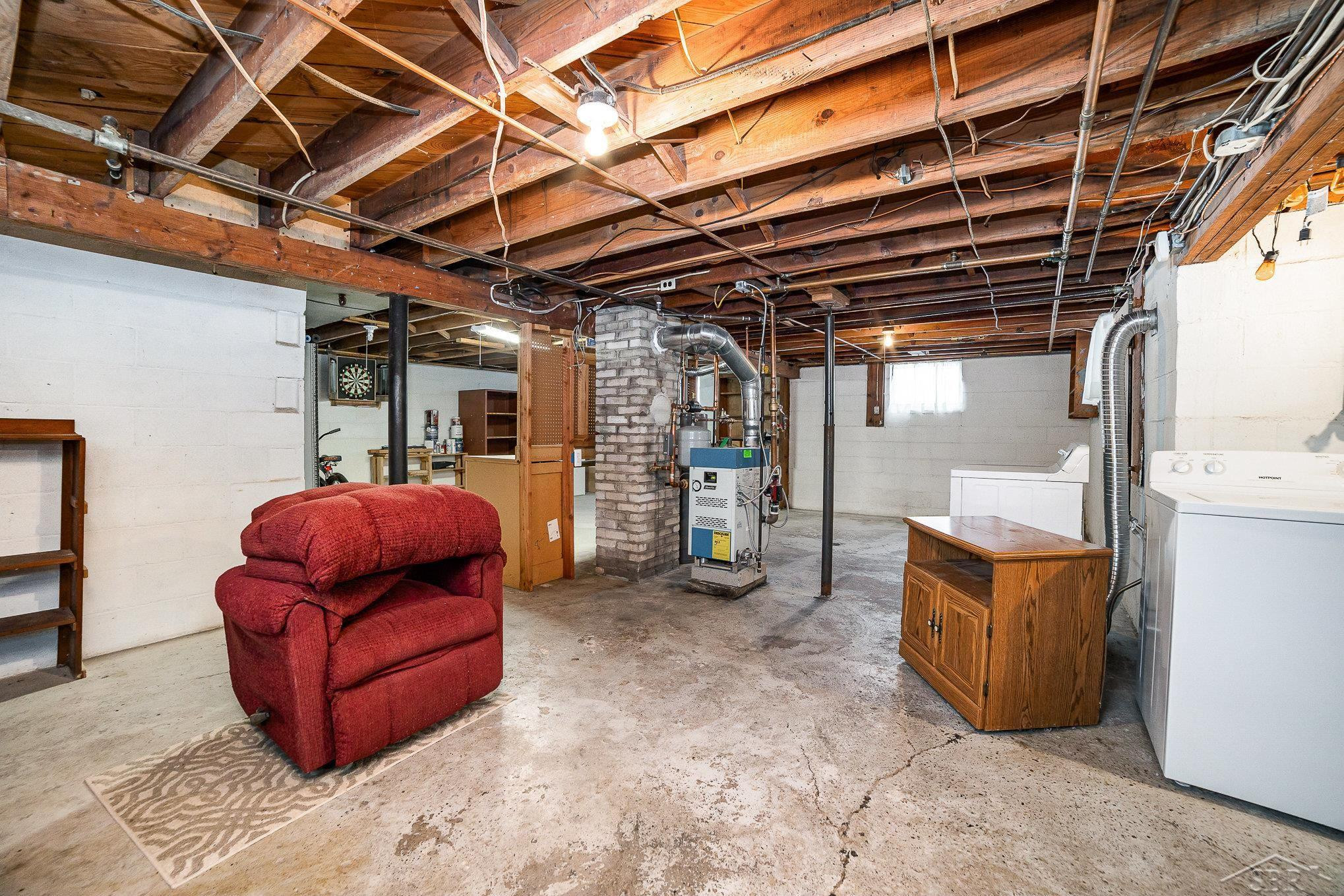 208 Roberts Street, Auburn, MI 48611 — Photo 19