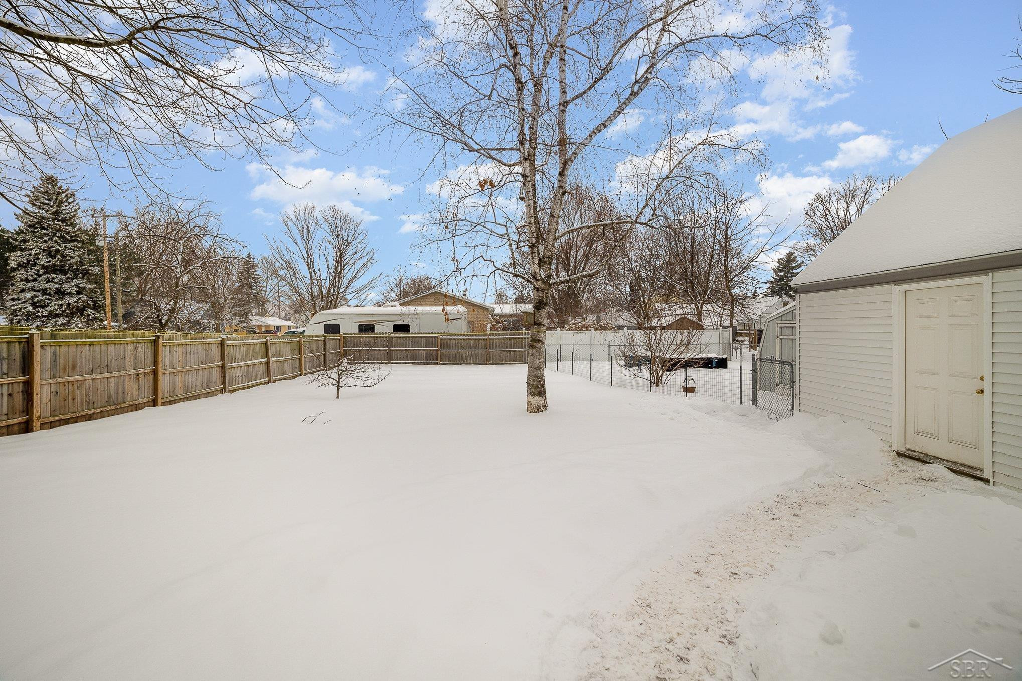 208 Roberts Street, Auburn, MI 48611 — Photo 22