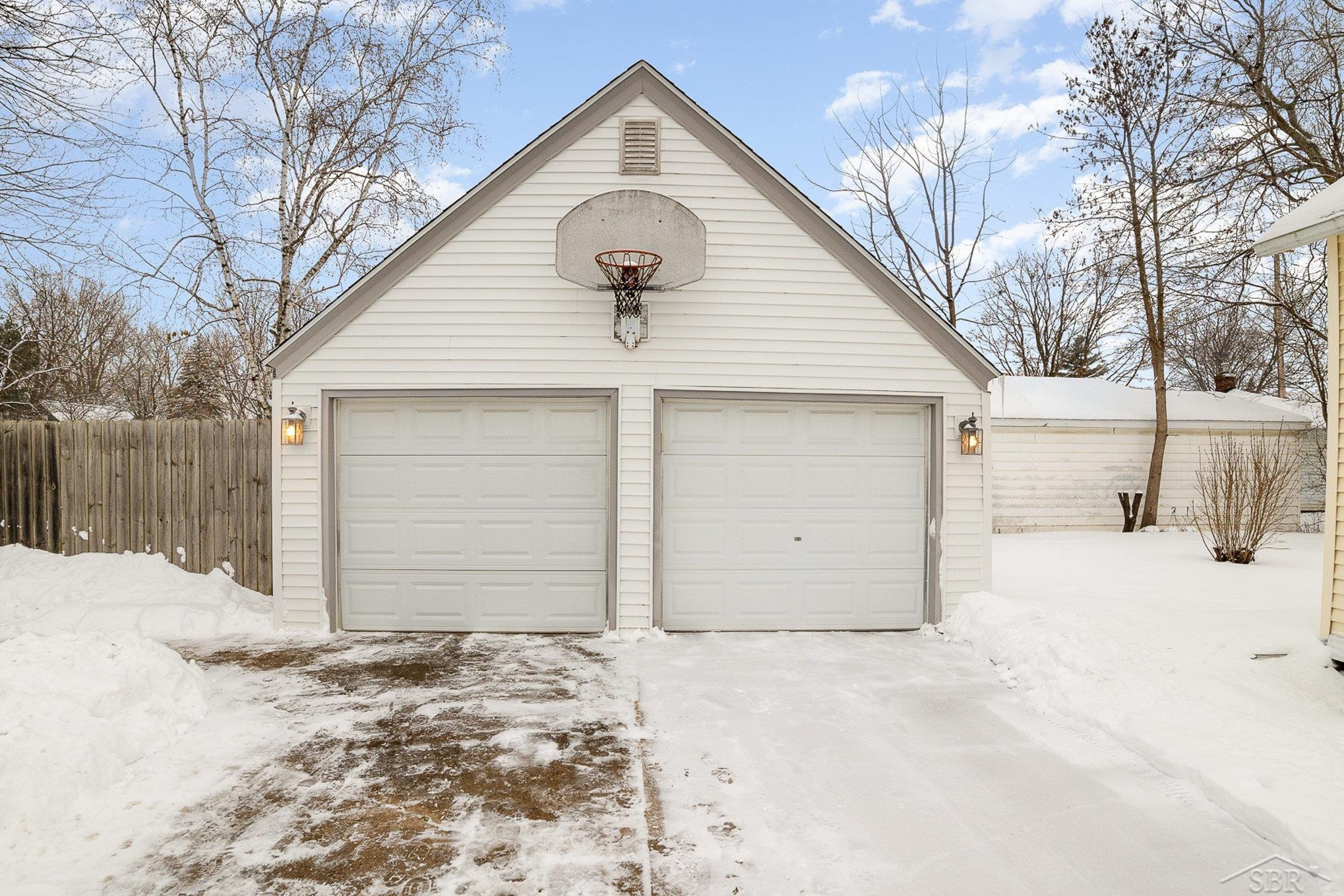 208 Roberts Street, Auburn, MI 48611 — Photo 24
