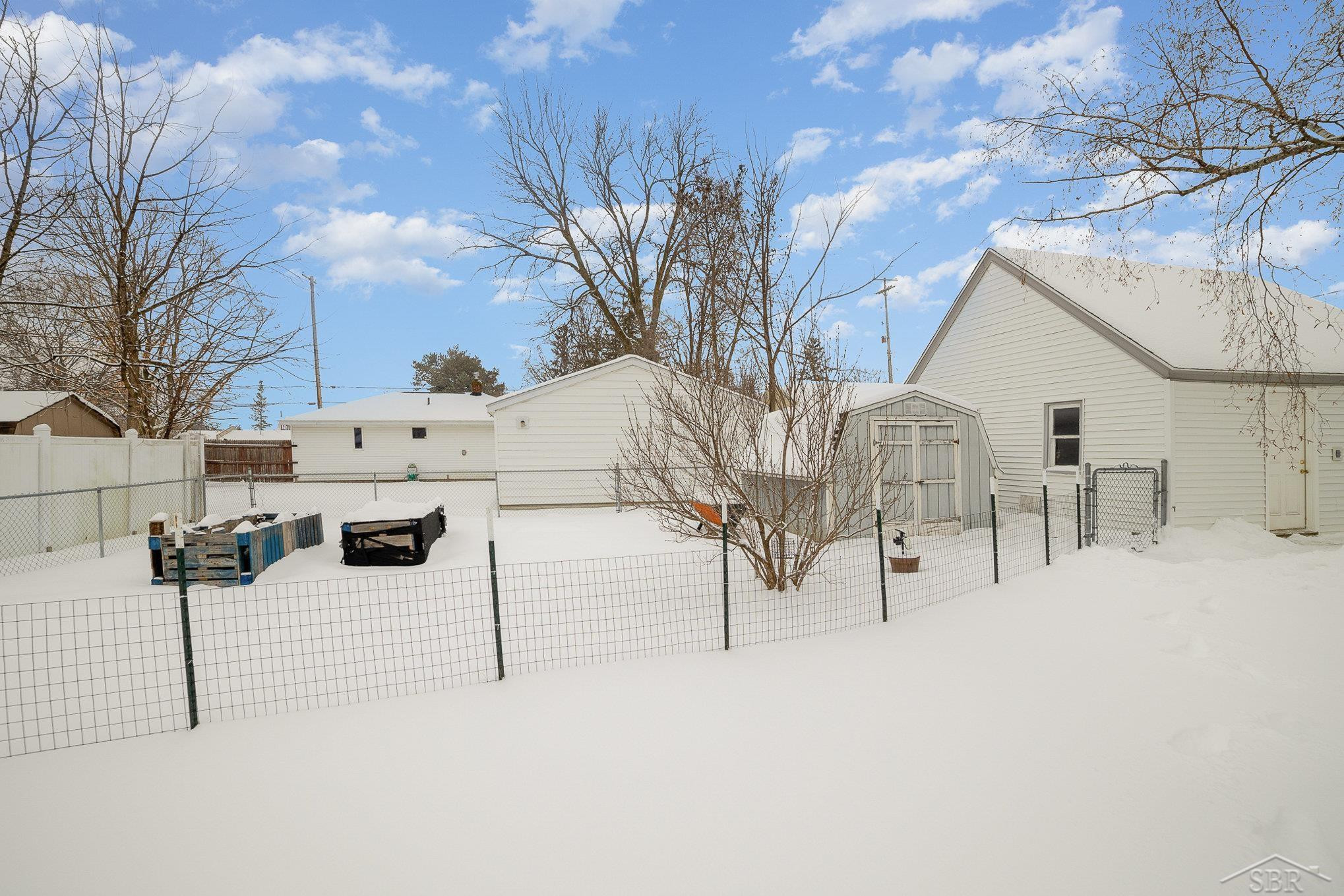 208 Roberts Street, Auburn, MI 48611 — Photo 26