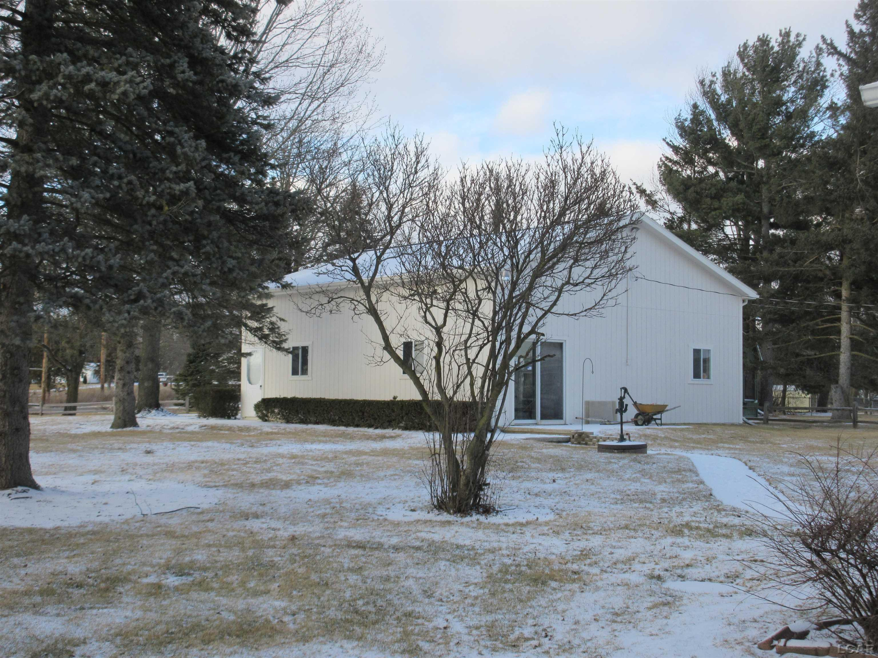 11852 MACON, Clinton, MI 49236 — Photo 2