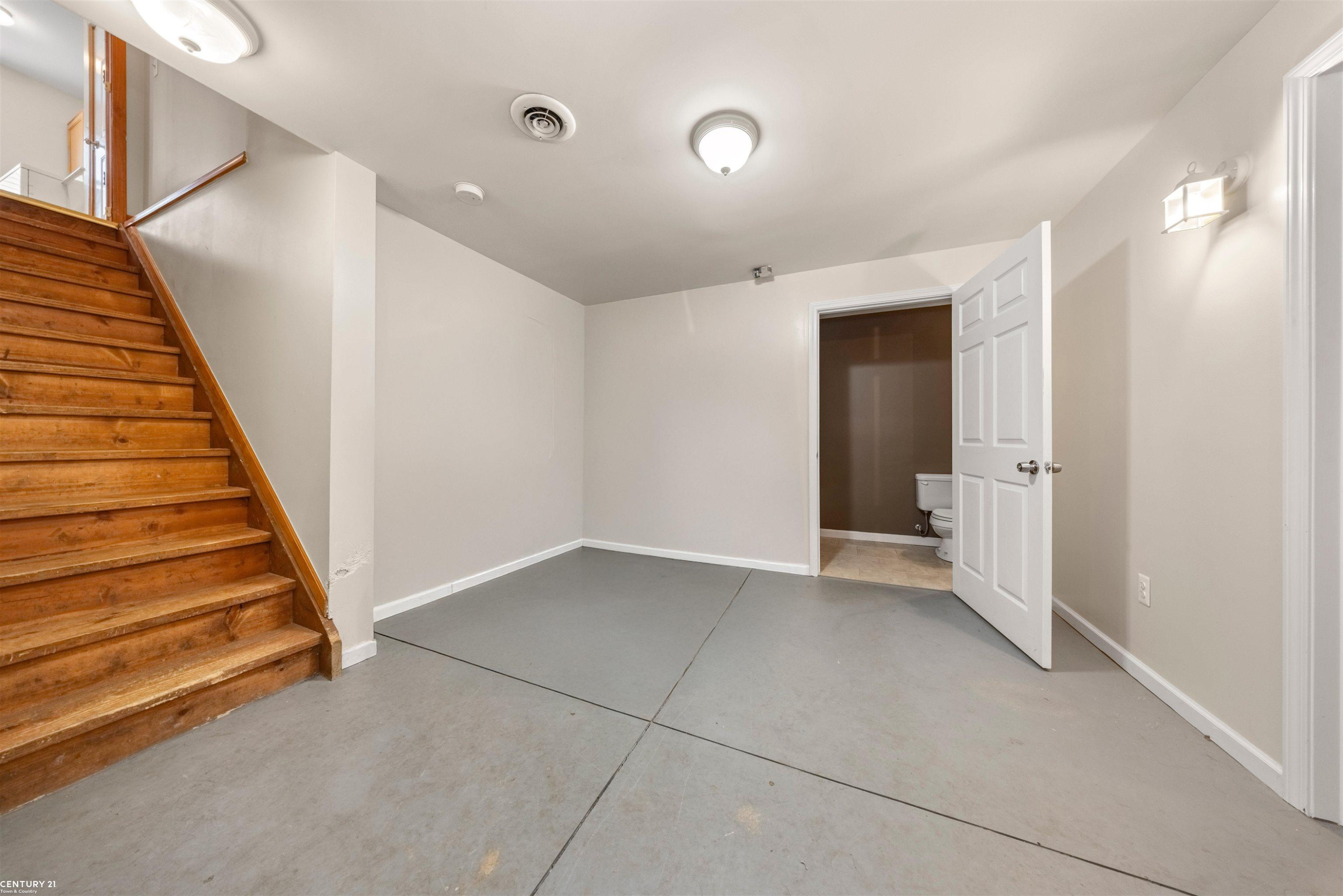 73901 Madison Street, MI — Photo 27