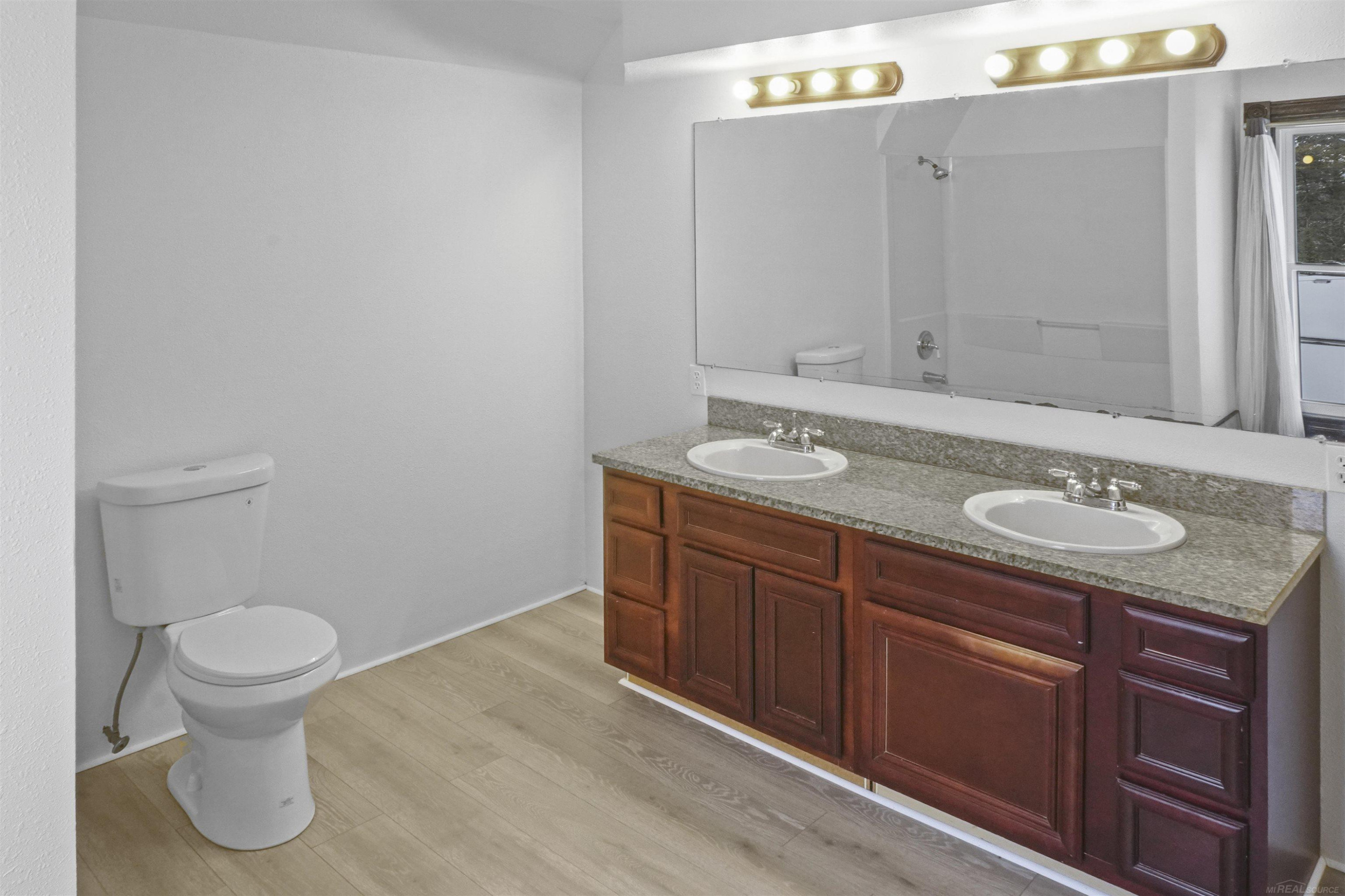 406 N Main Street, Capac, MI 48014 — Photo 24