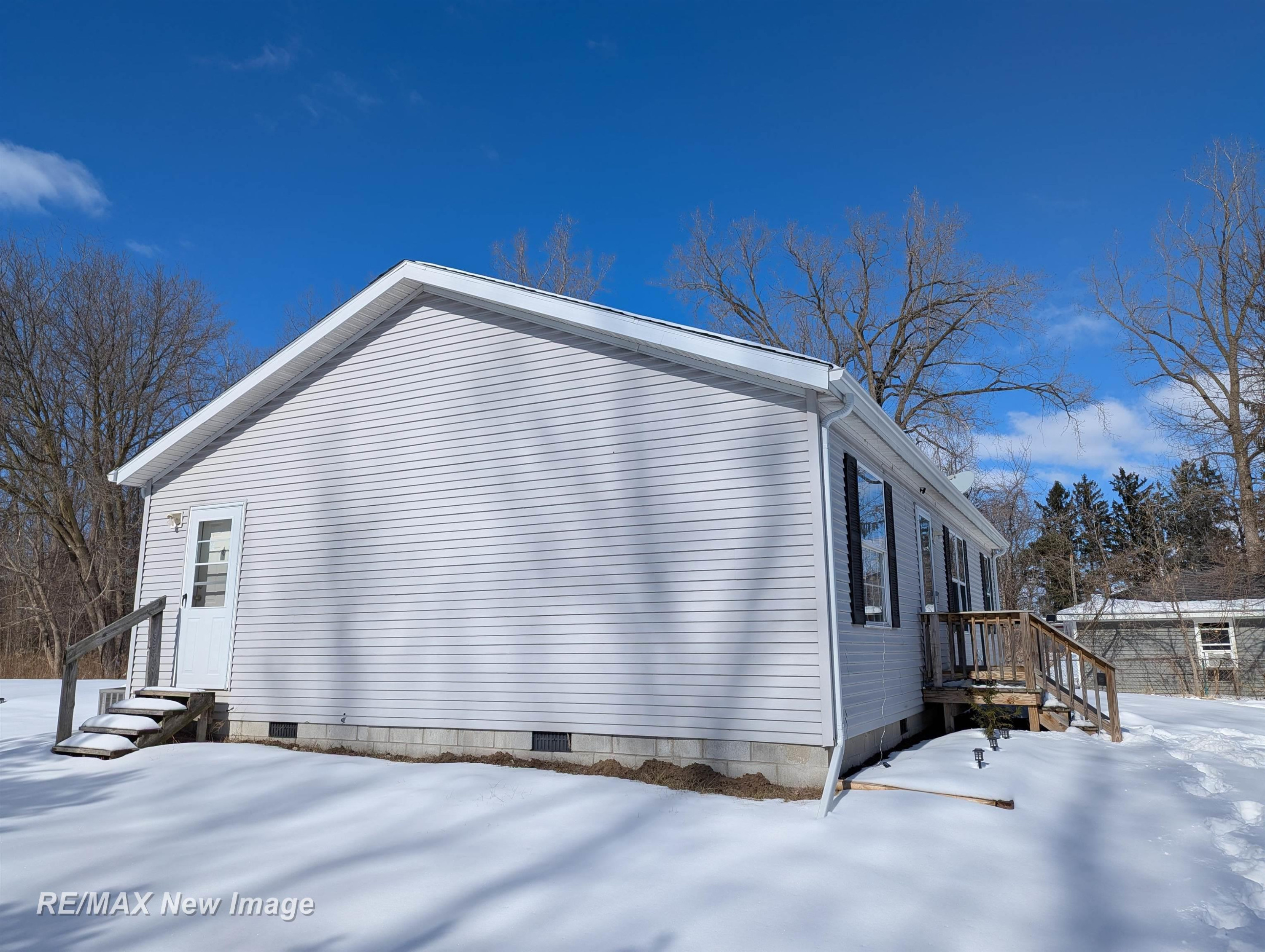 9610 East Road, Burt, MI 48417 — Photo 18