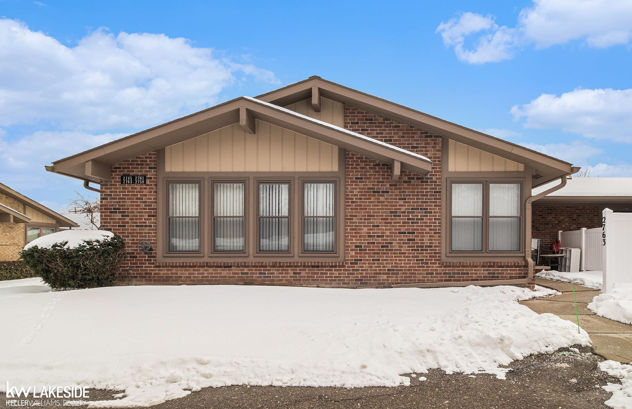 2763 Roundtree Drive, Troy, MI 48083 — front exterior
