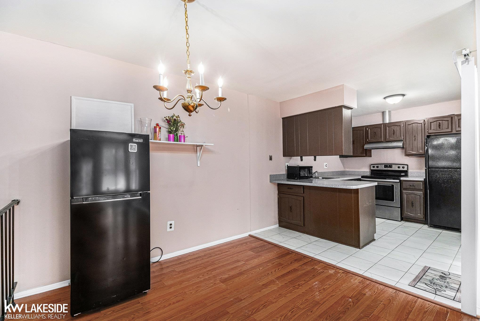 2763 Roundtree Drive, Troy, MI 48083 — Photo 8
