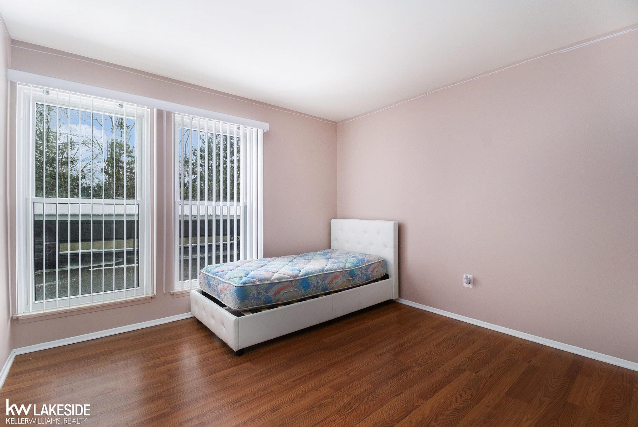 2763 Roundtree Drive, Troy, MI 48083 — Photo 13