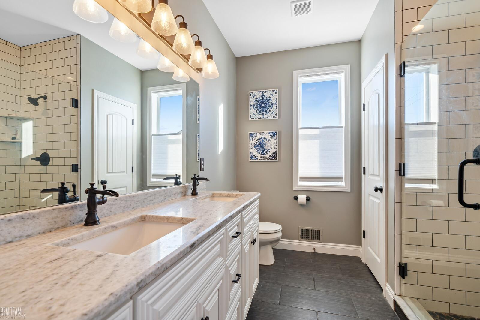 7831 Yorkshire Drive, Almont, MI 48003 — Photo 18