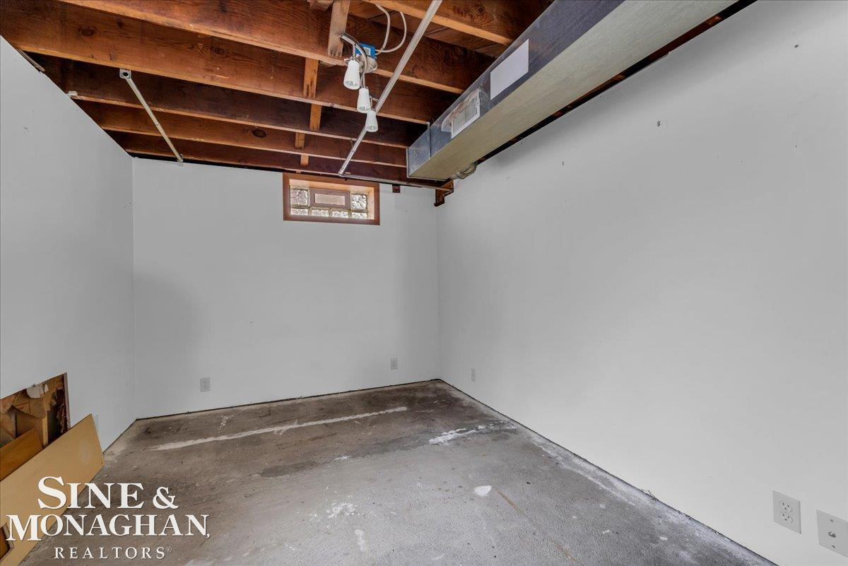 22670 W Main Street, MI — Photo 15