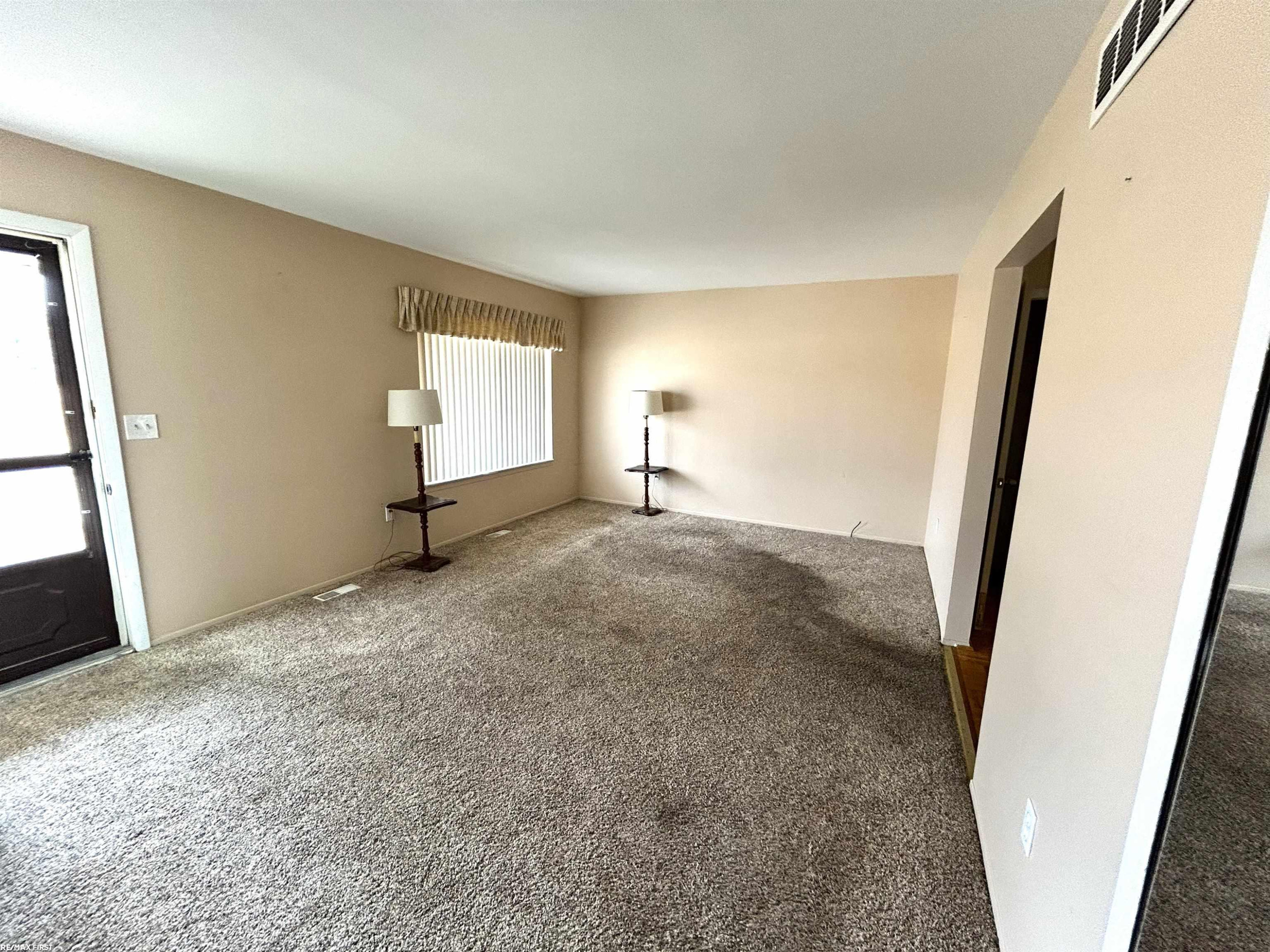 2964 Roundtree Drive, Troy, MI 48083 — Photo 3